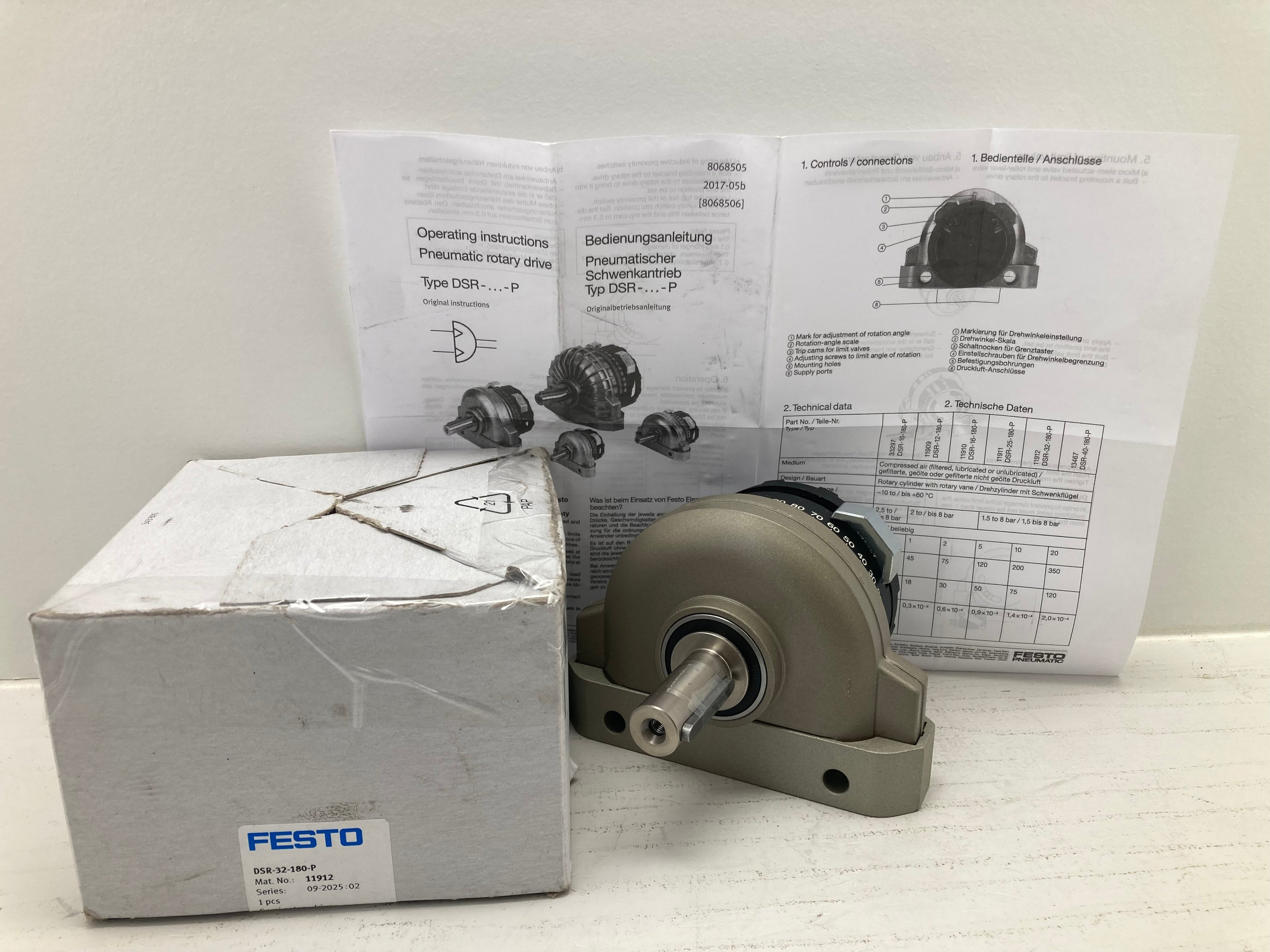 Festo DSR-32-180-P pneumatic rotary drive semi-rotary actuator
