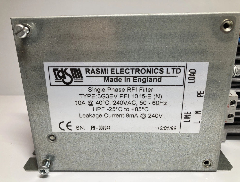 OMRON SYSDRIVE 3G3EV - AB004M-CE INVERTER 200V 0,4KW M-TYPE