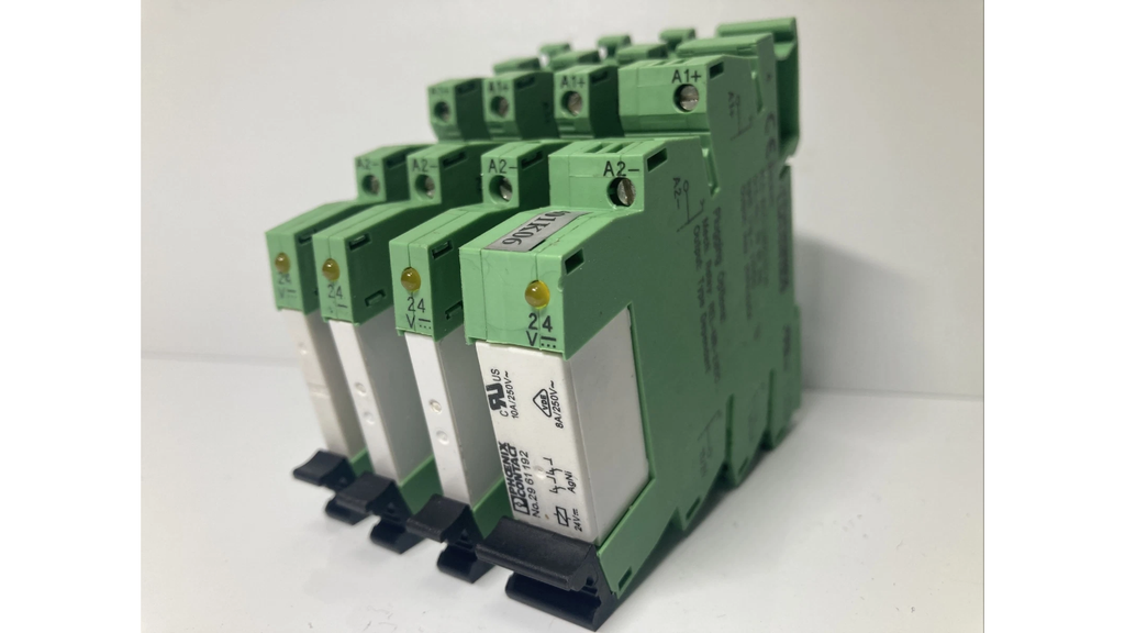 Phoenix Contact REL-MR-24DC Relay Unit - 8 dele samlet enhed (Brugt).