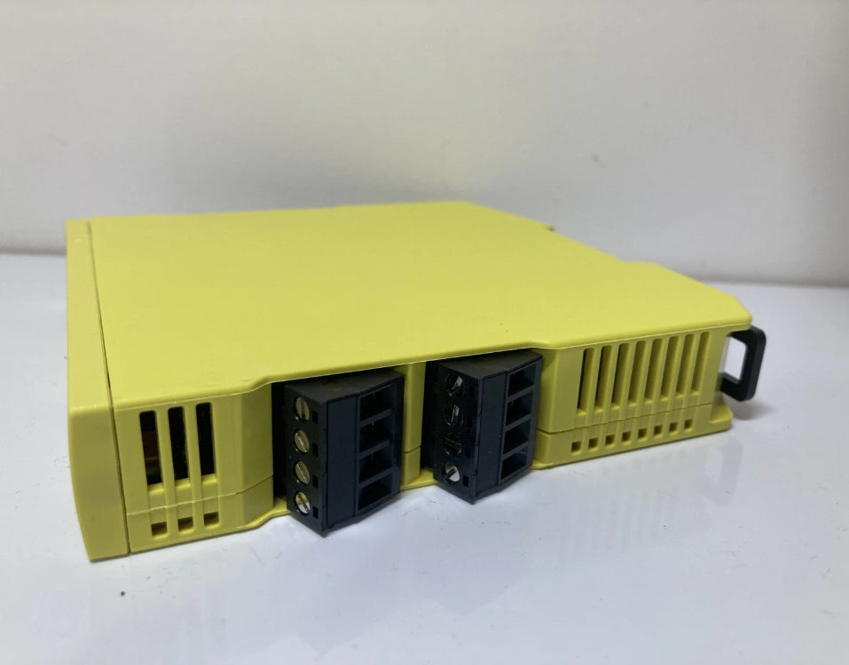 ABB 2TLA010050R0000 Sentry SSR10 safety relay 24V DC for industrial safety applications