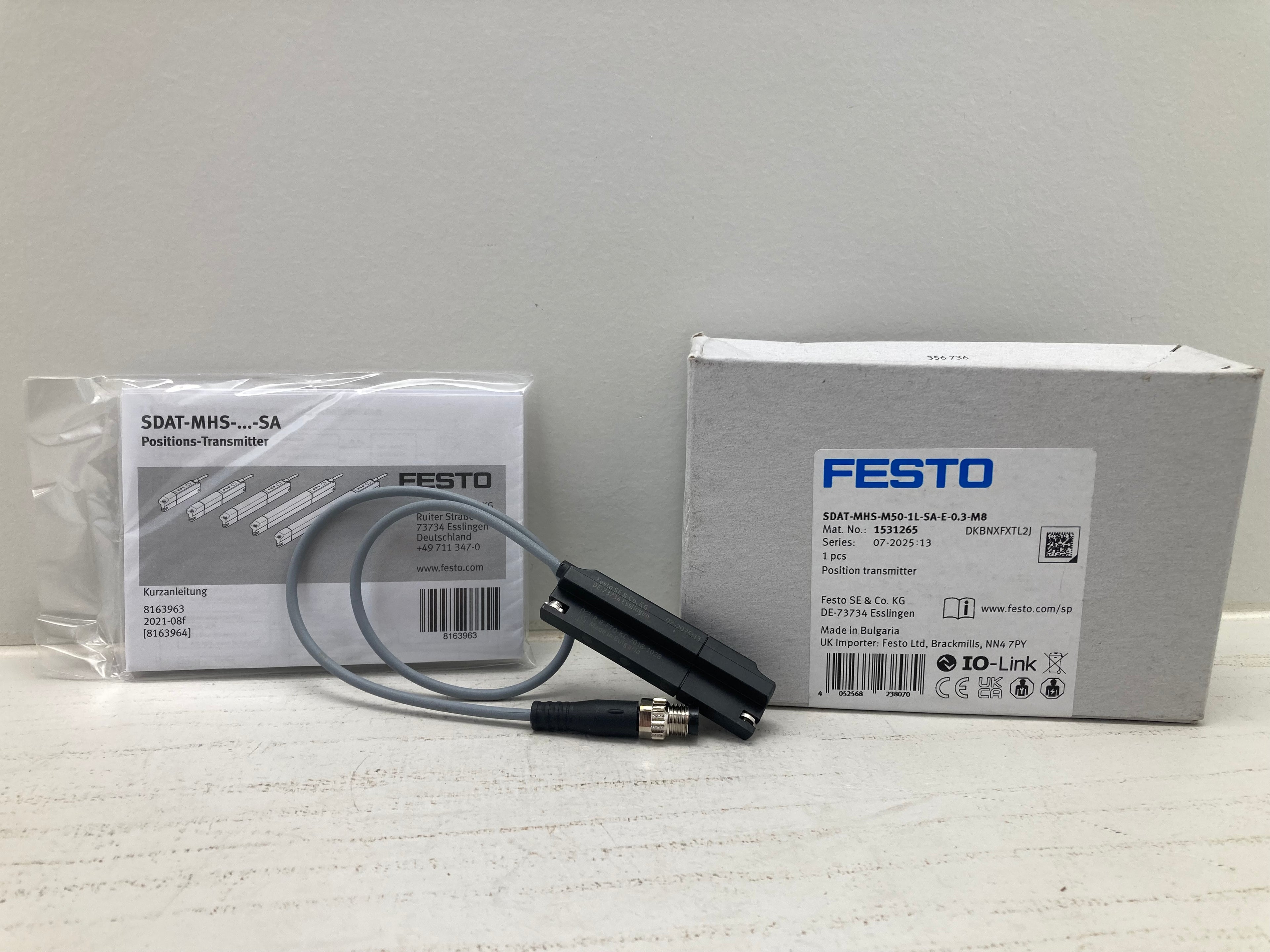 Festo SDAT-MHS-M50-1L-SA-E-0.3-M8 position transmitter IO-Link
