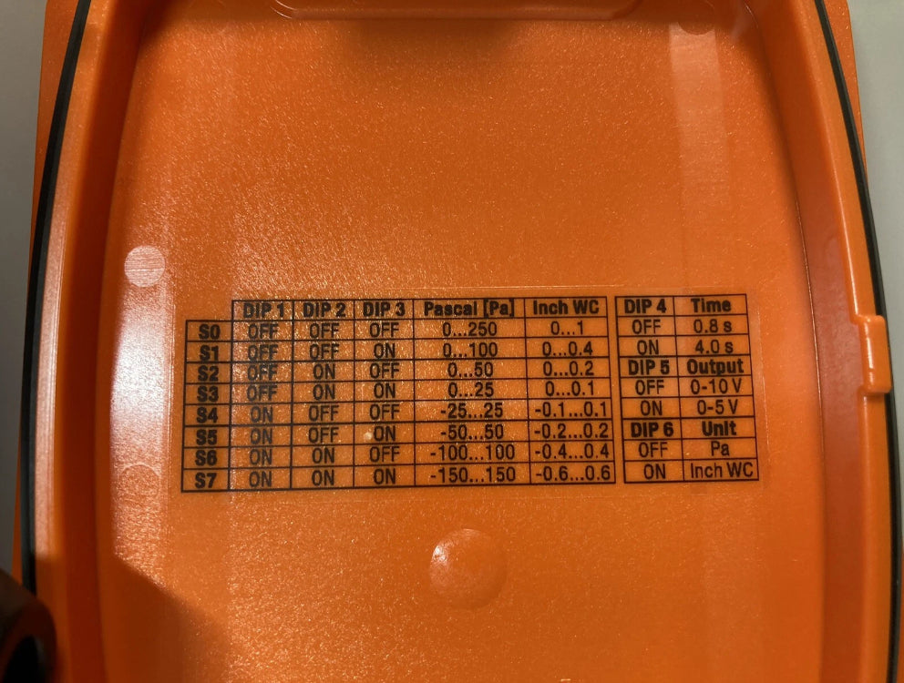 BELIMO 22ADP-18QA Differential pressure air sensor. Parts included: