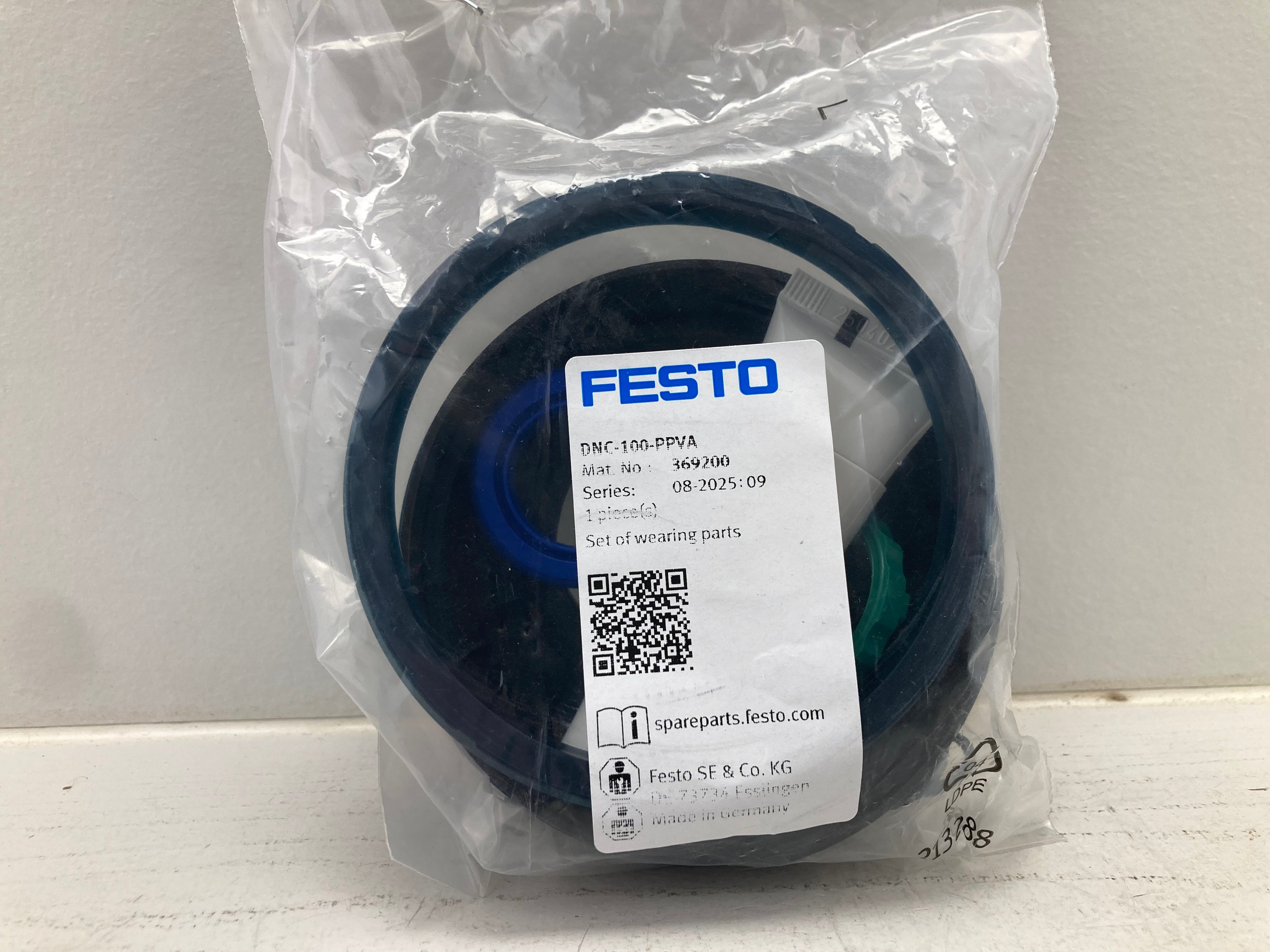 Festo DWC-100-PPVA wearing parts set sliddelssæt 100mm
