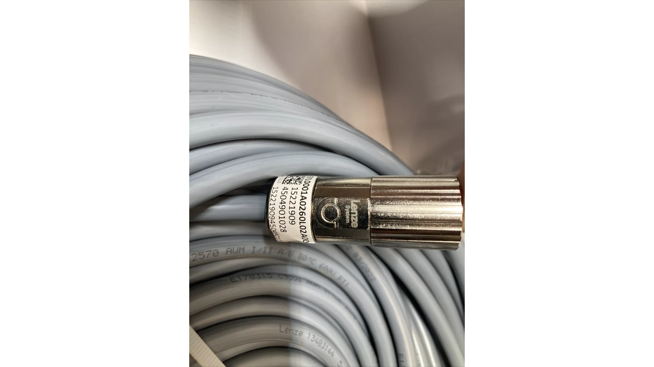 LENZE L-FORCE systemkabel EYL0001A0260L02A00 5x1mm²

