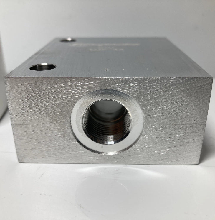 Sun Hydraulics valve manifold TRQ 30-35 Lbf·ft 41-47 Nm hydraulisk ventilblok
