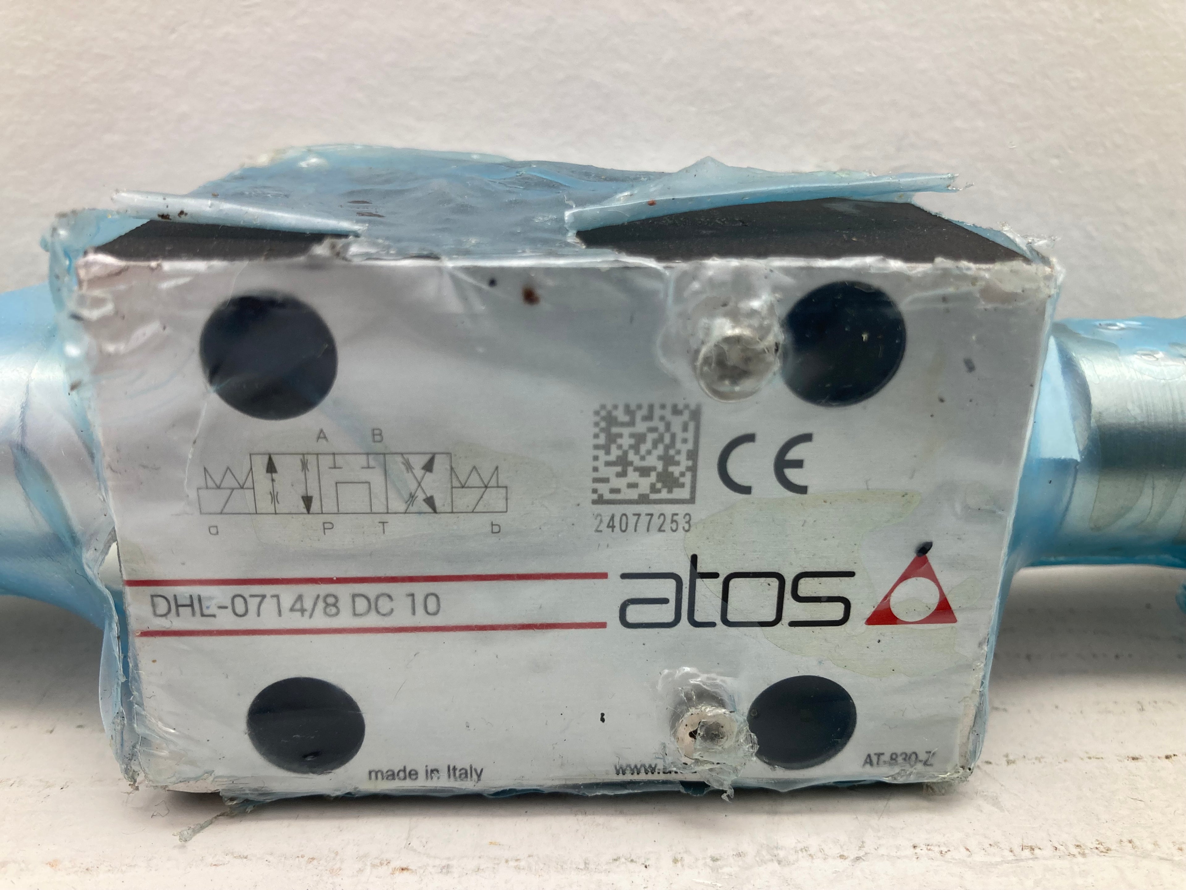 Atos DHL-0714/8 DC 10 Hydraulic Directional Control Valve (New)