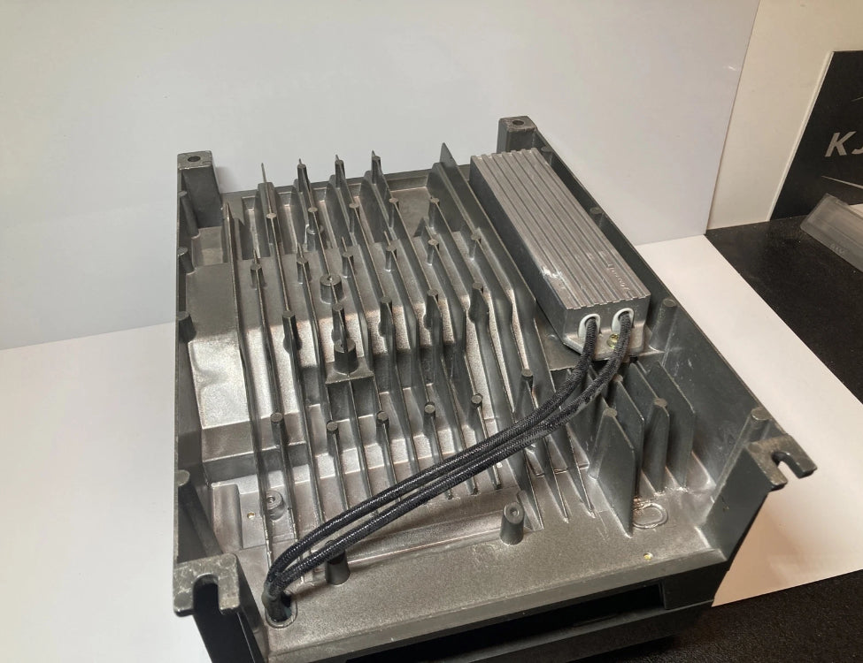 Mitsubishi Freqrol-K Inverter FR-K-S750B frequency inverter 0.75kW for motor speed control
