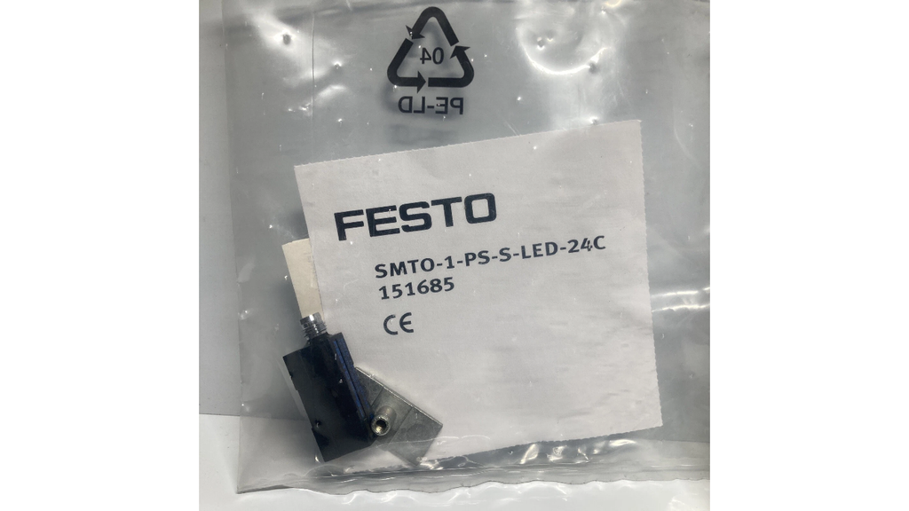 Festo SMTO-1-PS-S-LED-24C 151685 Sensor 24V DC - 3 pcs. (Used)