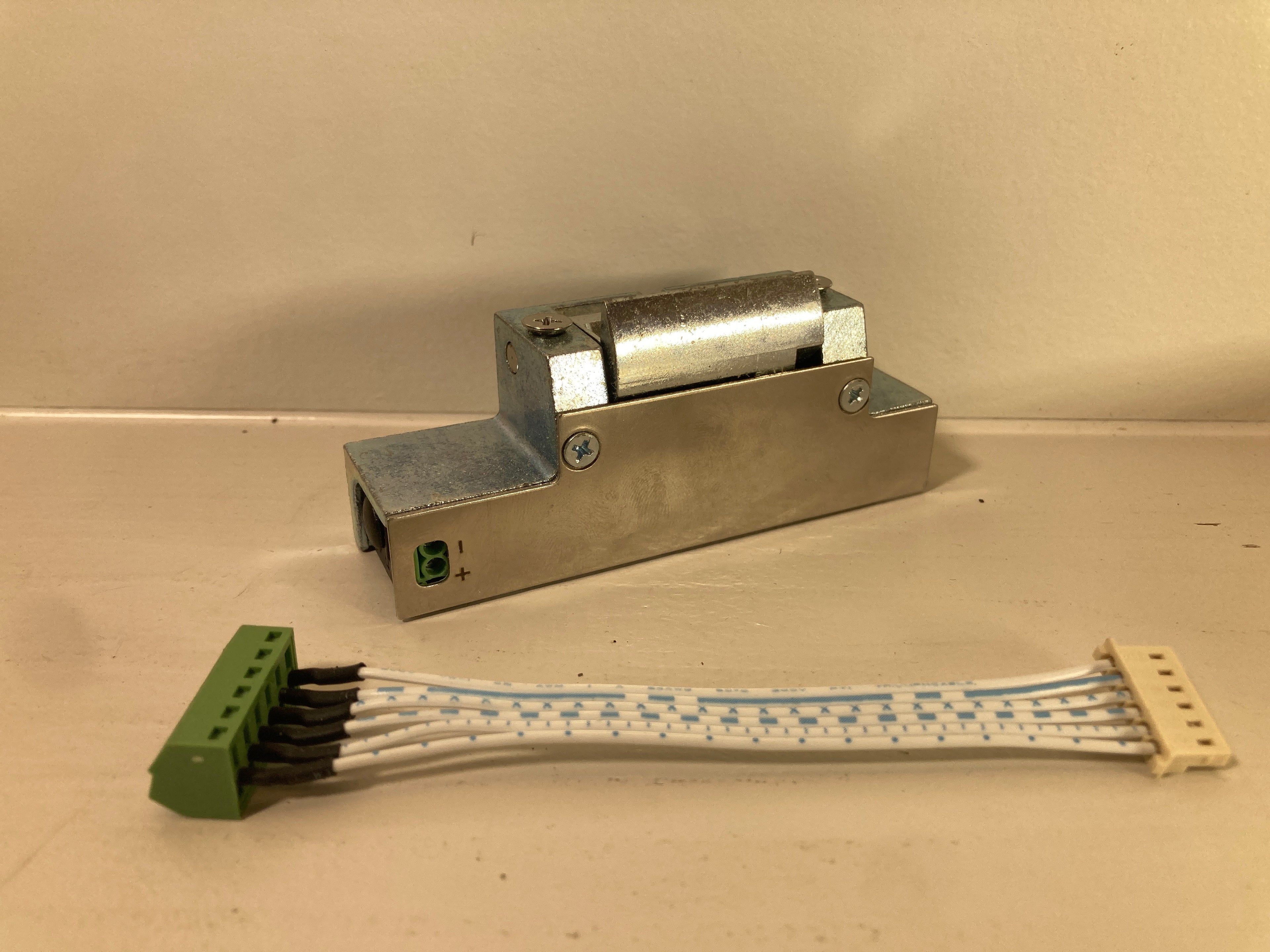 DORCAS 91 N 325 400 DB El Låseblik.