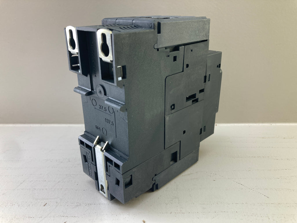 Motorværnafbryder (motor circuit breaker)
