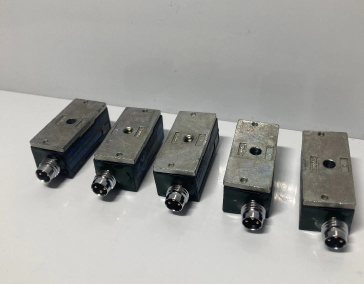 5 Piece. FESTO SMTO-1-PS-S-LED-24-C 151685