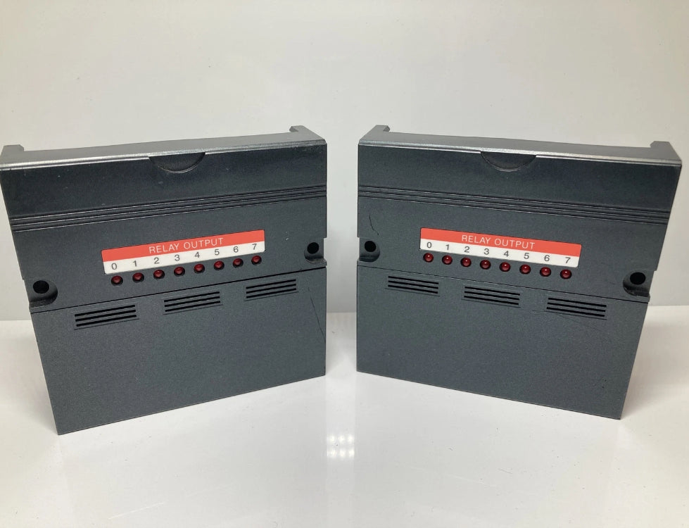 2 PC. Idec PFJ-T081U 8-Relay OUTPUT UNIT FA-1J