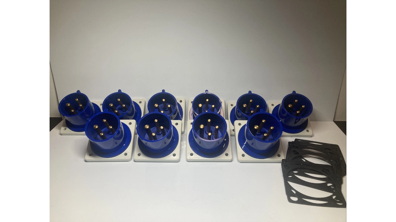 10 pieces.Walther 635409 Pin and Sleeve Inlet 30A/32A 4 Wire 230/250 VAC IP44 CE