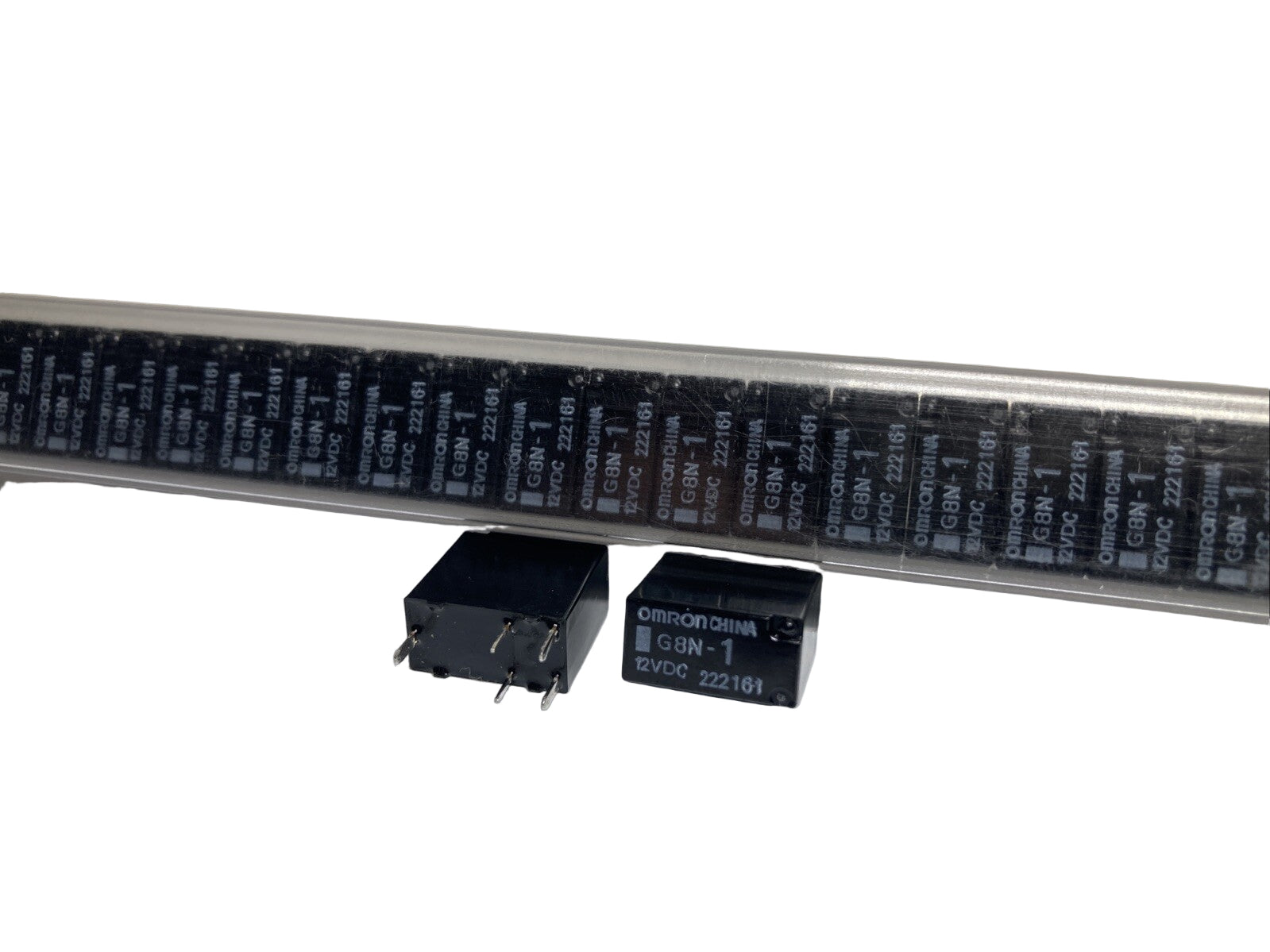 Pack of 80 Pieces. New Omron G8N-1 12VDC Automotive Relay 5 Pins. Fast shipping.