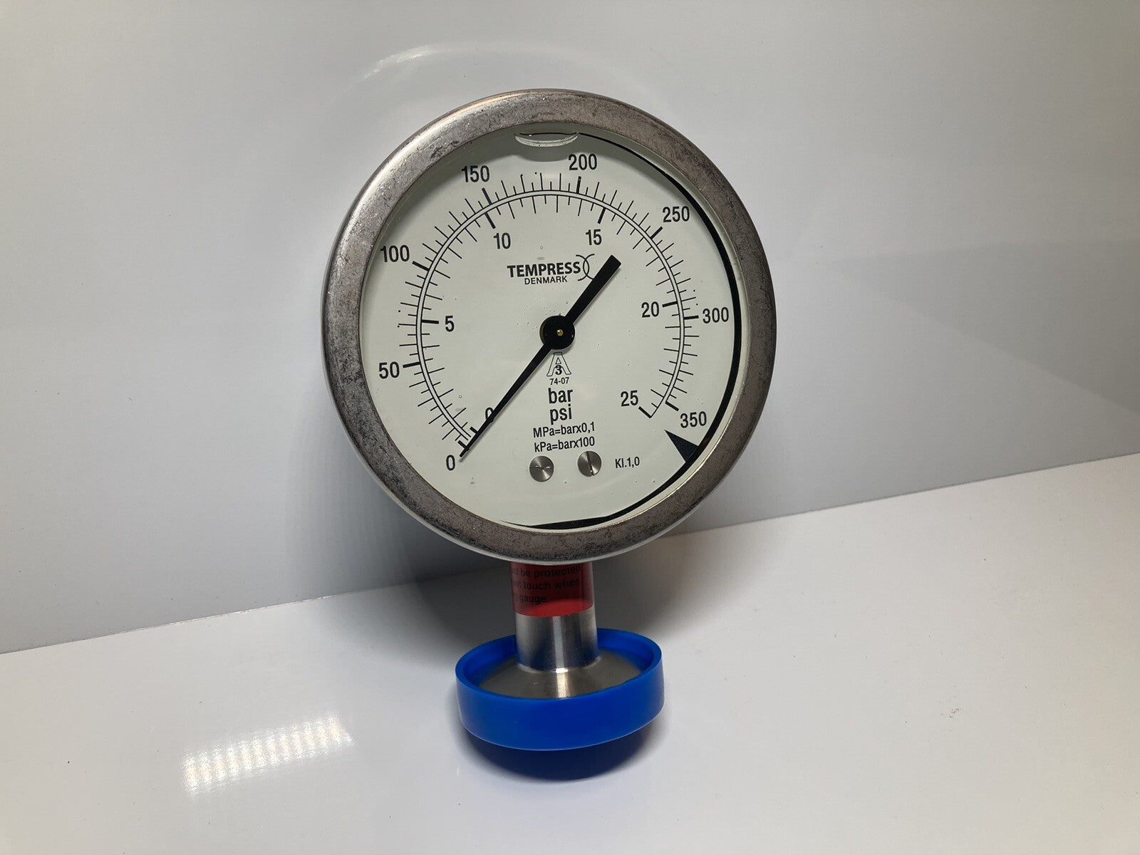 TEMPRESS PRESSURE GAUGE M126980 0009 0-25 BAR. 0-350 PSI. A3 74-07 KL.1,0