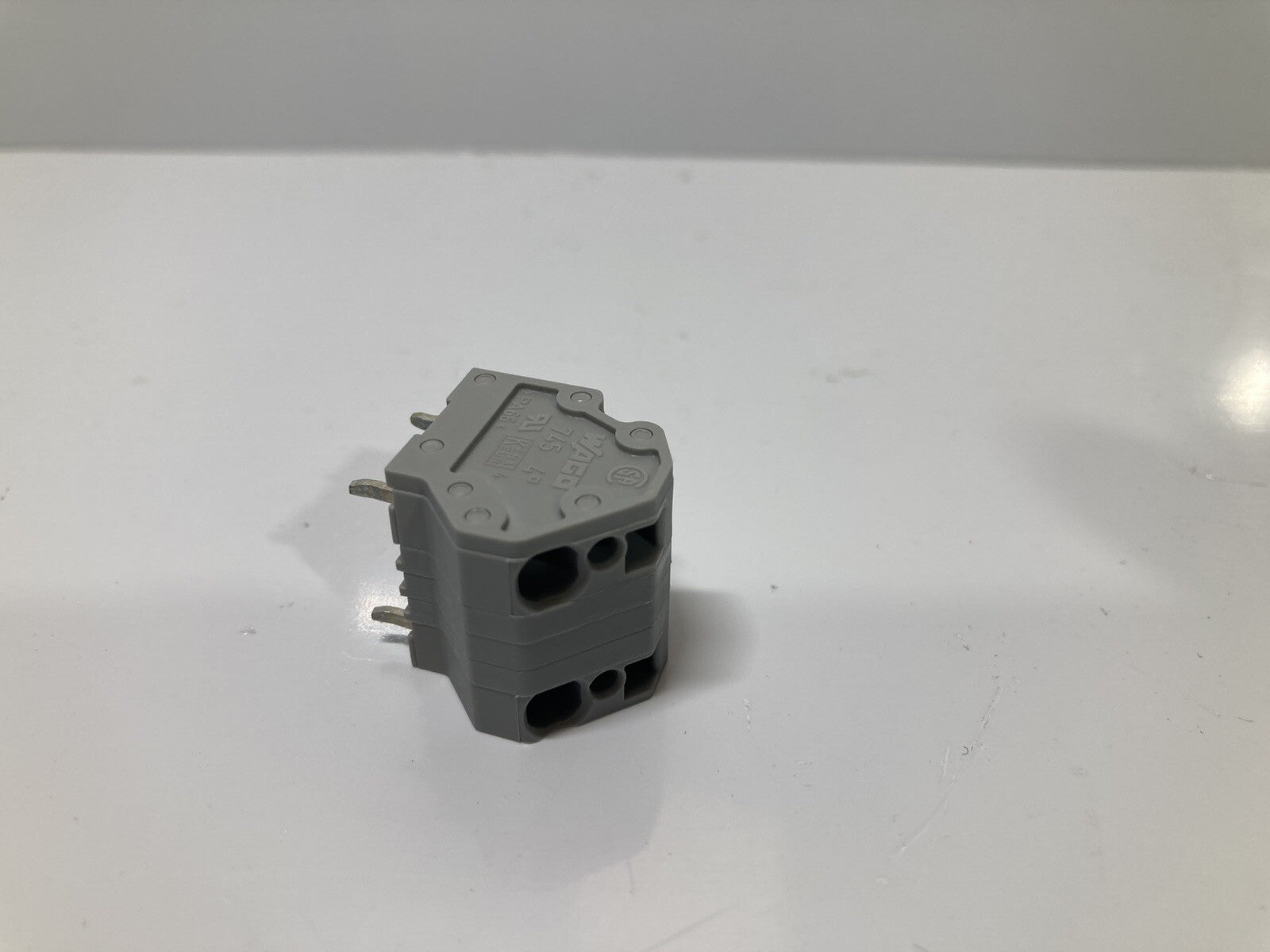 168pcs. WAGO 745-3252 XCFR2 300V AWG 28-12 20A 0,08 -  4mm2. 7453252 Fast Ship.