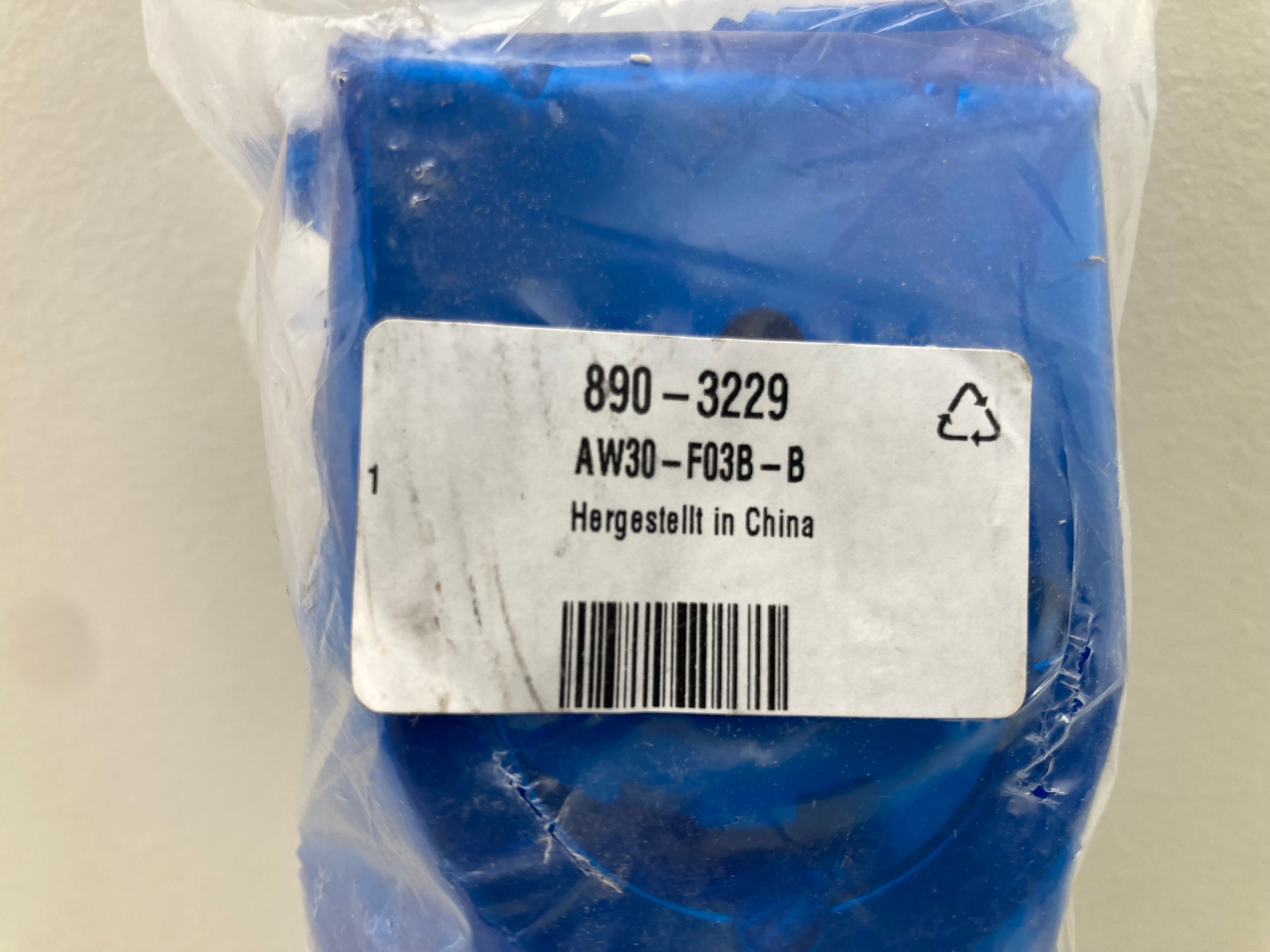 SMC AW30-F03B-B Filter Regulator 3/8 NPT (New)