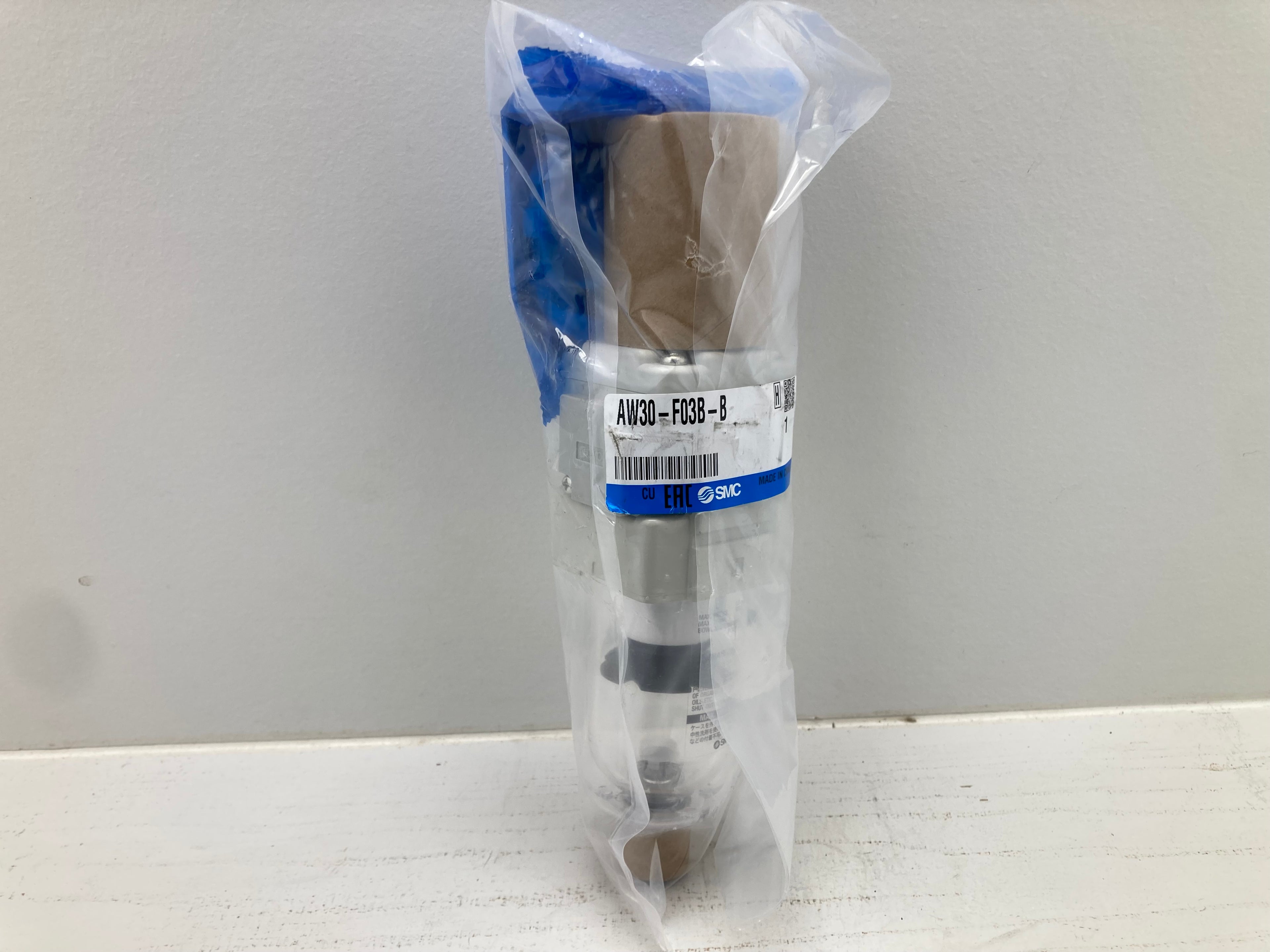 SMC AW30-F03B-B Filter Regulator 3/8 NPT (New)