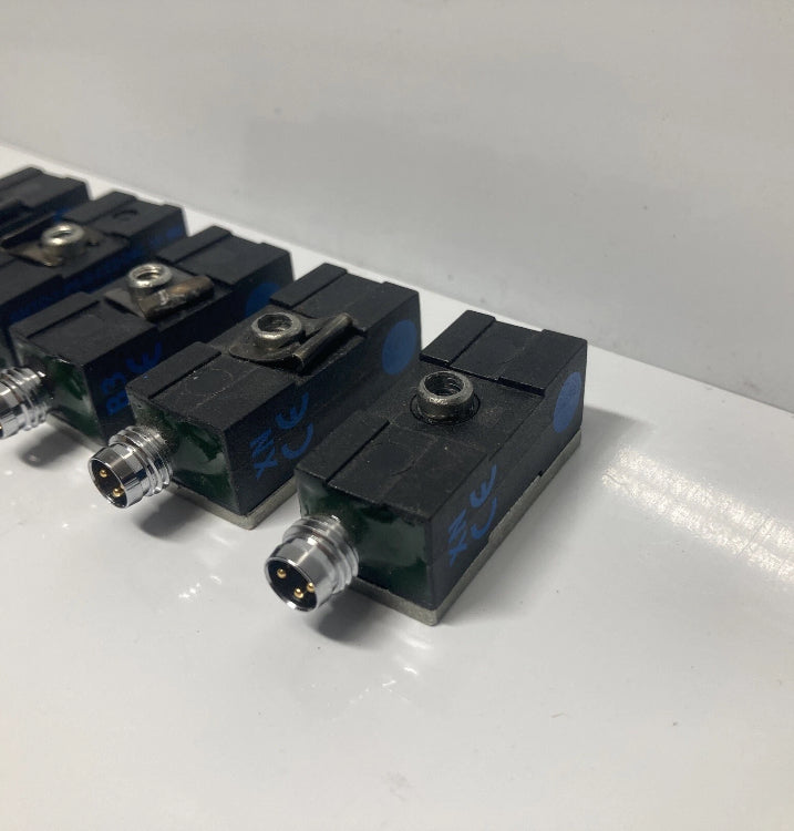 5 Piece. FESTO SMTO-1-PS-S-LED-24-C 151685