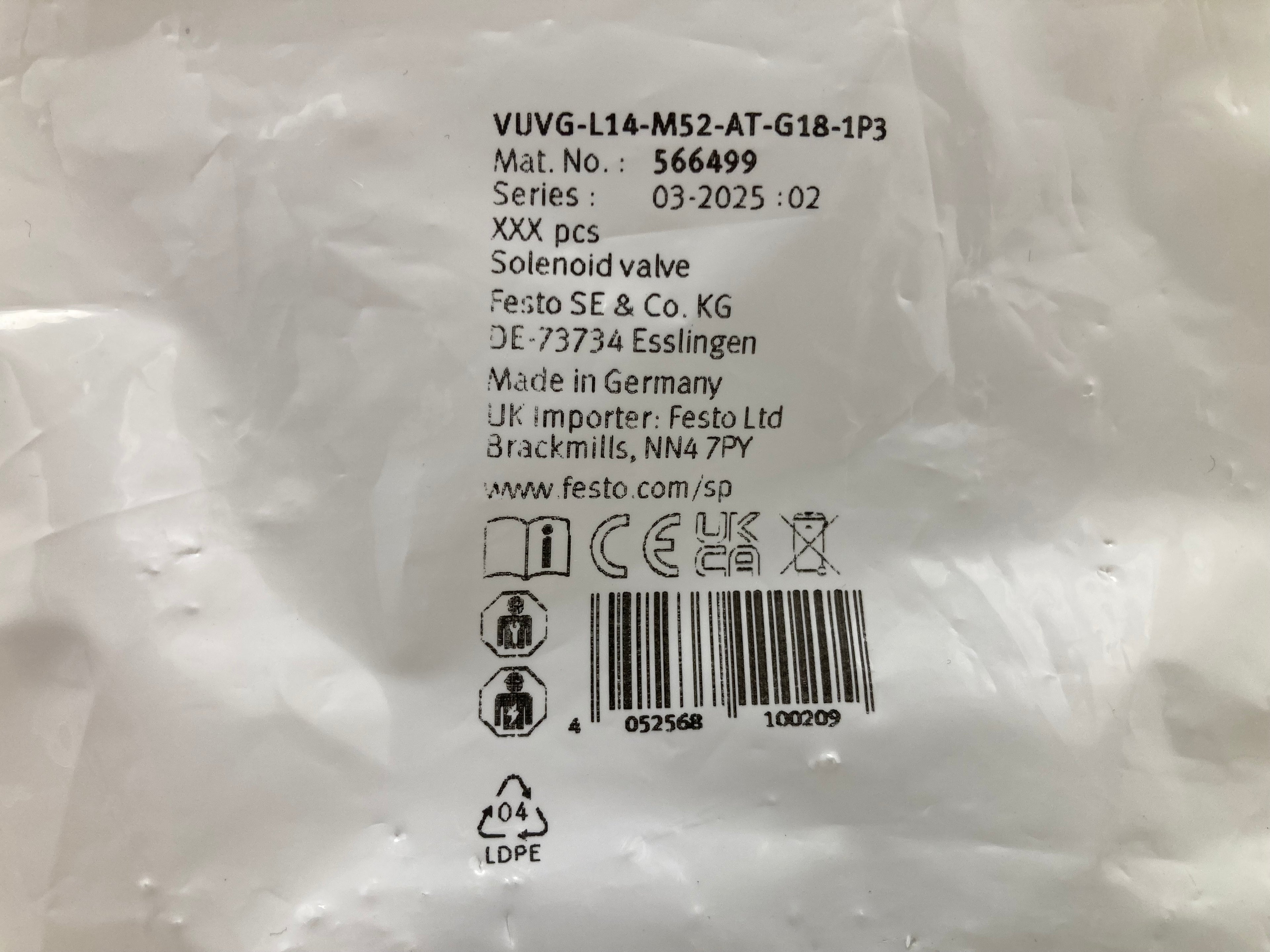 Festo VUVG-L14-M52-AT-G18-1P3 solenoid valve 5/3-way 24VDC
