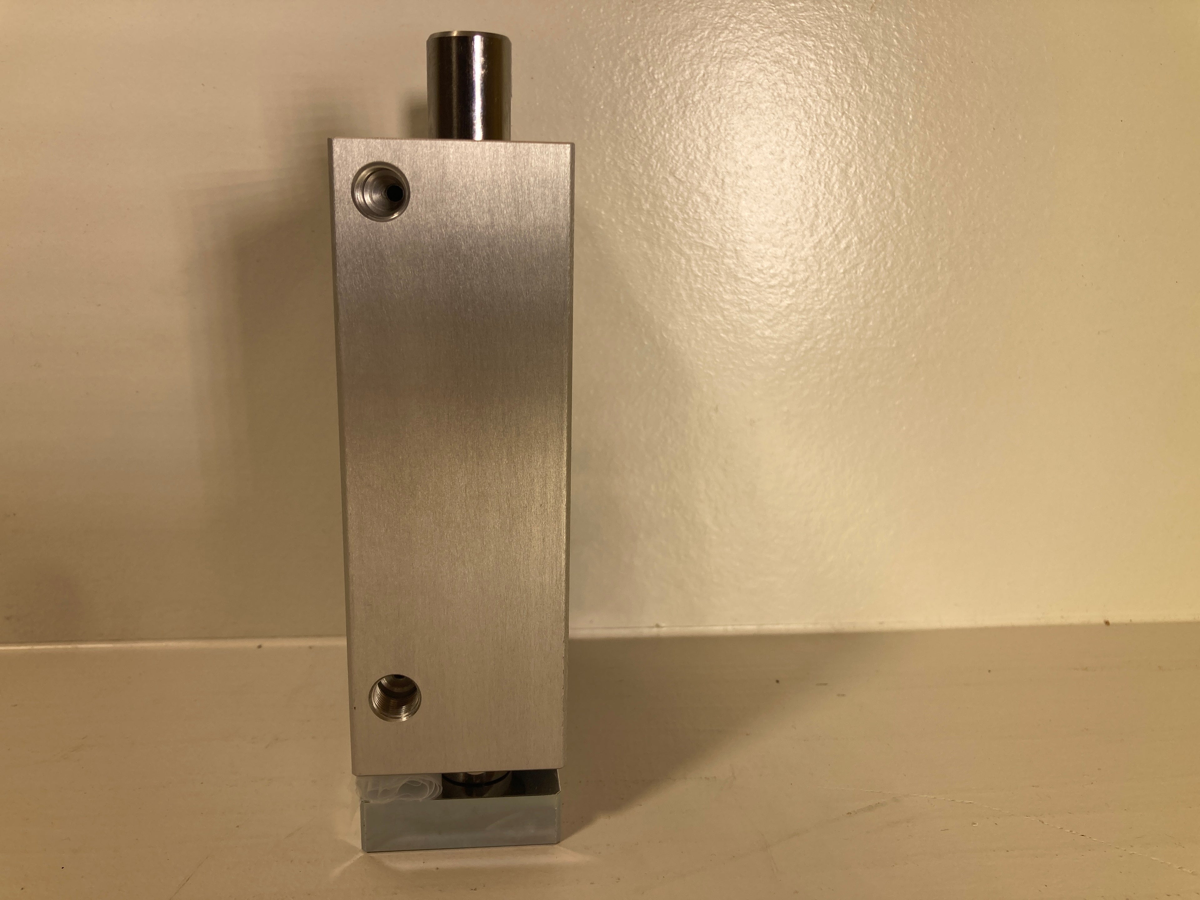 Festo DFM-25-80-P-A-GF guided drive cylinder 25mm bore 80mm stroke pneumatic
