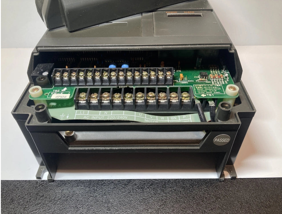 Mitsubishi Freqrol-K Inverter FR-K-S750B frequency inverter 0.75kW for motor speed control
