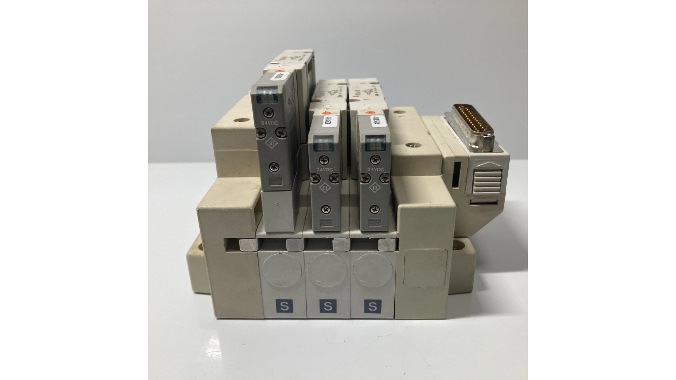 SMC SV2100-5FU ventilblok pneumatisk valve manifold DIN Rail
