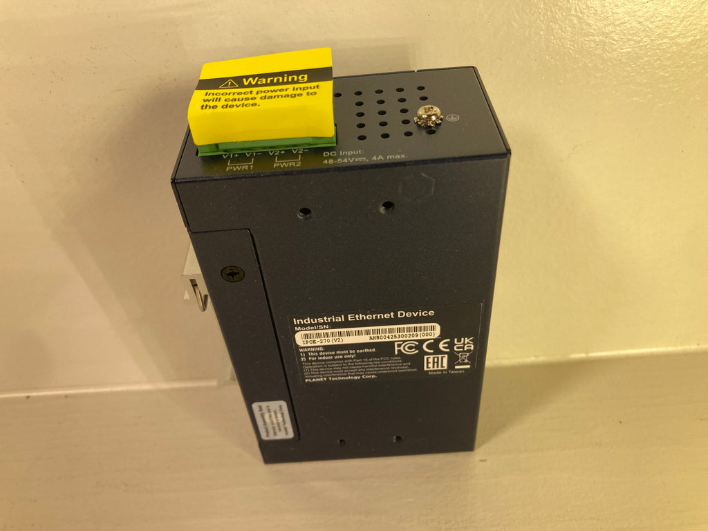 PLANET IPOE-270 Netværksswitch
