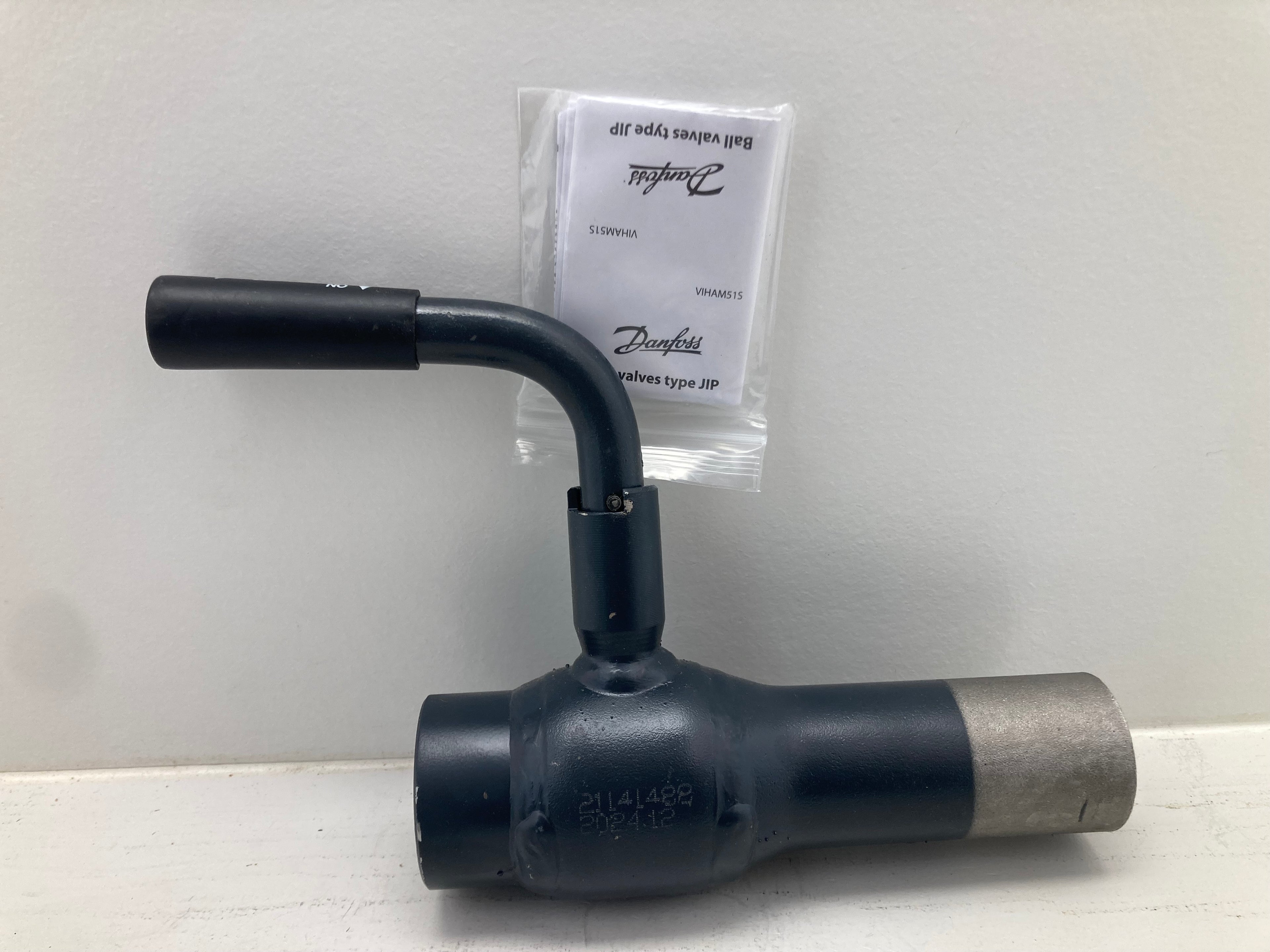 Danfoss Ball Valve JIP-WW DN32 PN40 065N0915 - Professional industrial valve with weld ends
