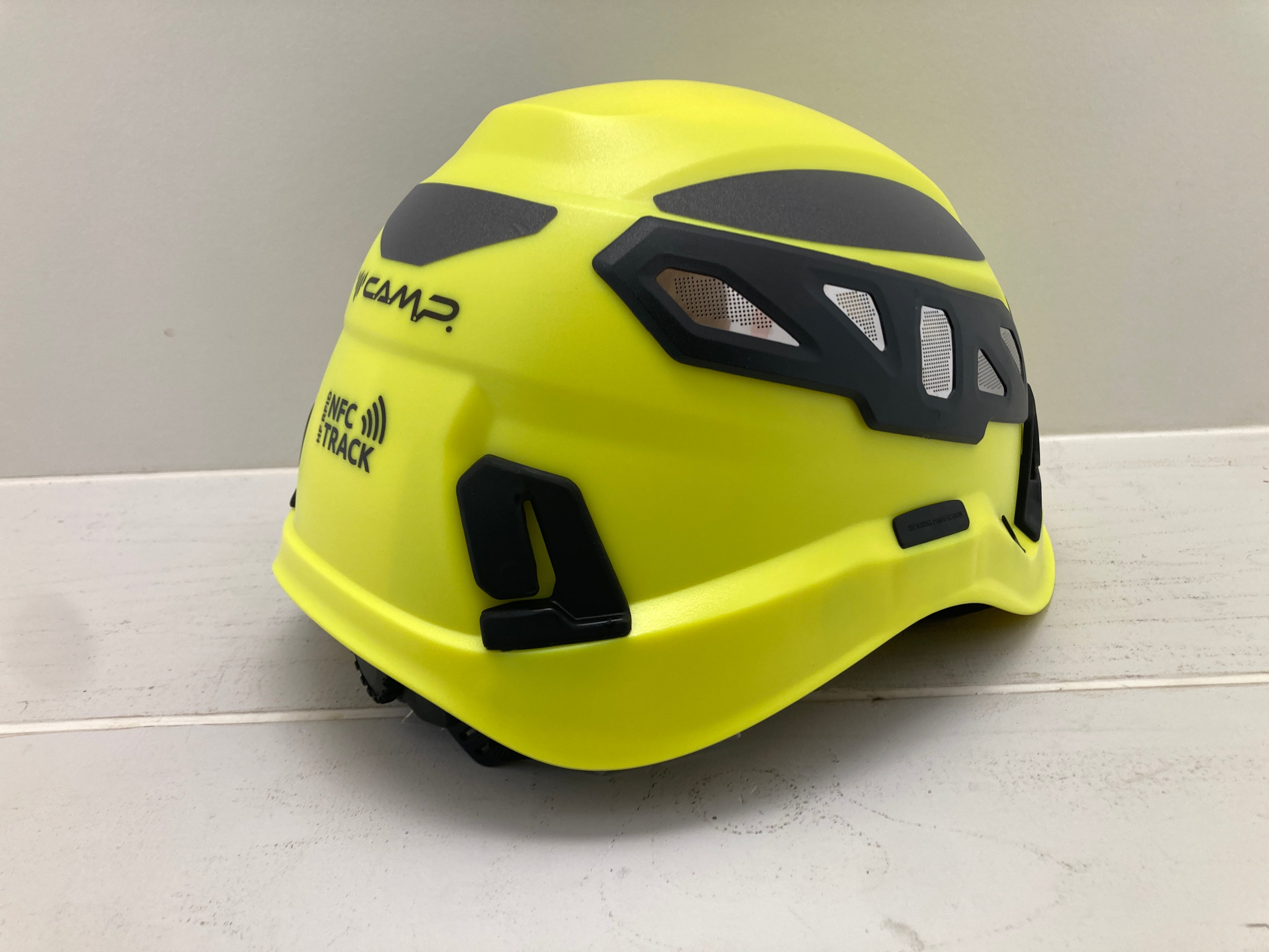 CAMP Ares Air Pro climbing helmet yellow ultralight ventilated
