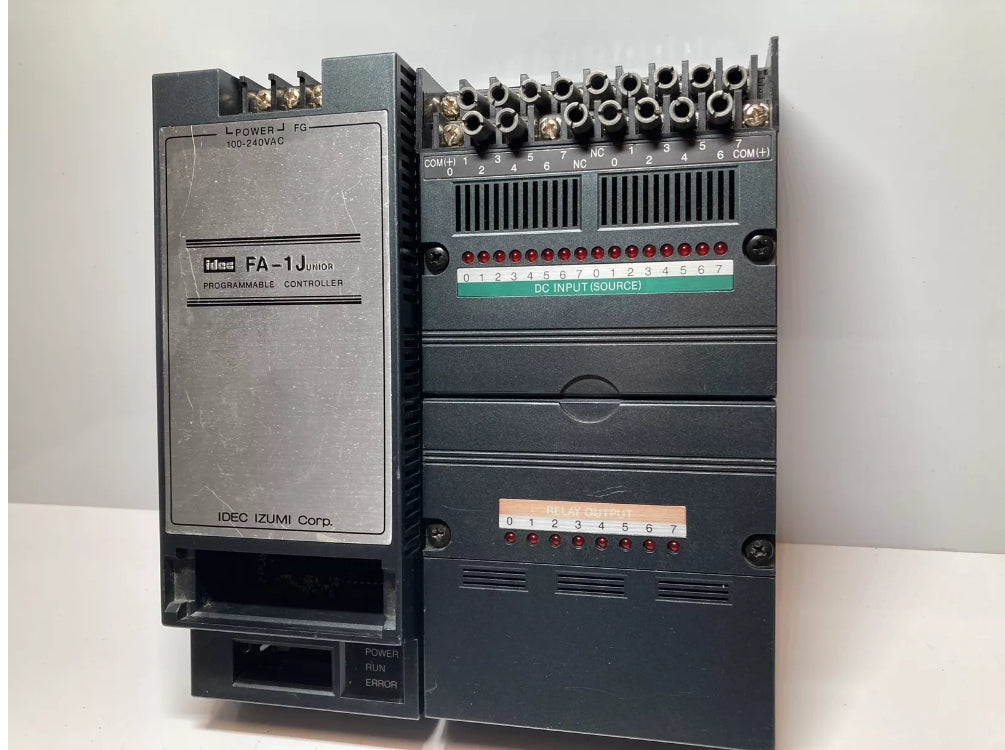 IDEC IZUMI FA-1 Junior compact PLC system with PFJ-CR1E CPU for industrial automation
