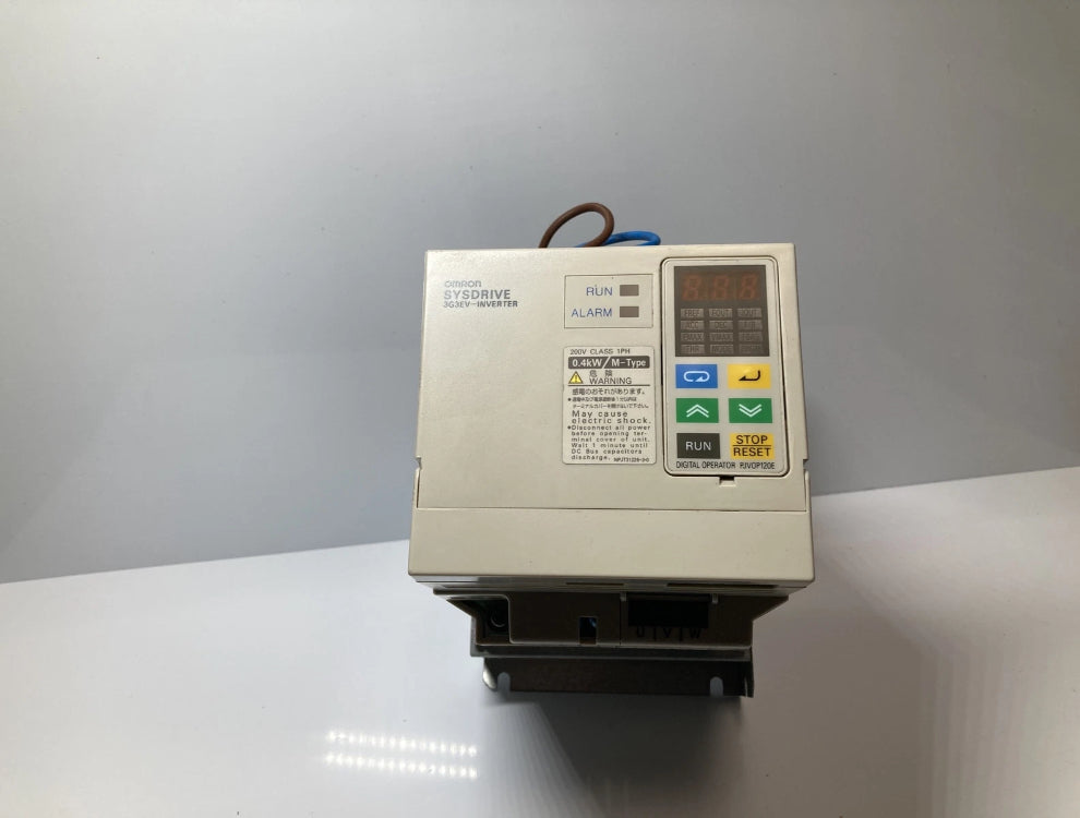OMRON SYSDRIVE 3G3EV - AB004M-CE INVERTER 200V 0,4KW M-TYPE