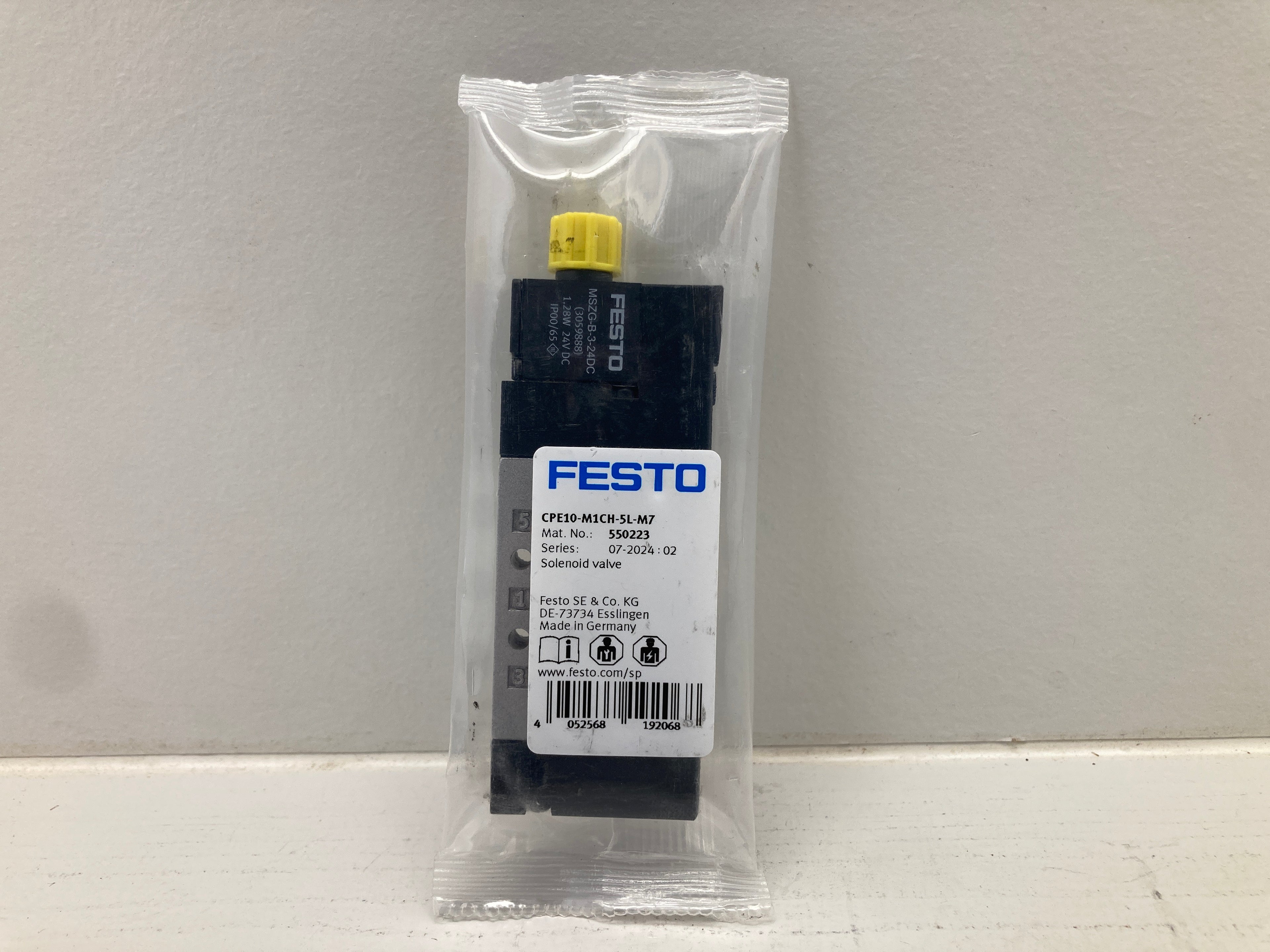 Solenoid valve – Festo
Model: CPE10-M1CH-5L-M7