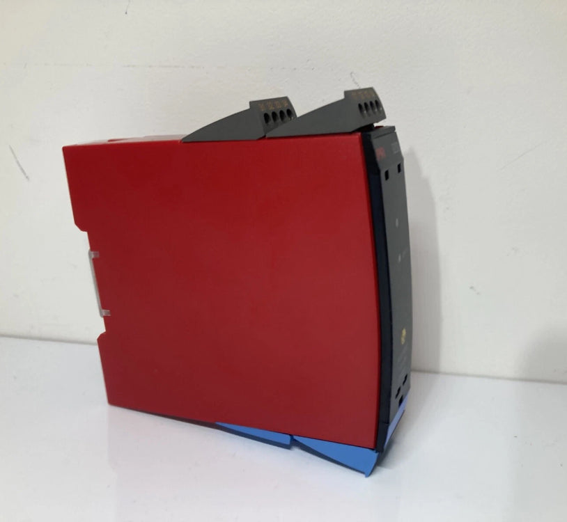 PR 9203B2A solenoid and alarm driver DIN rail with Ex and SIL2 certification for hazardous areas
