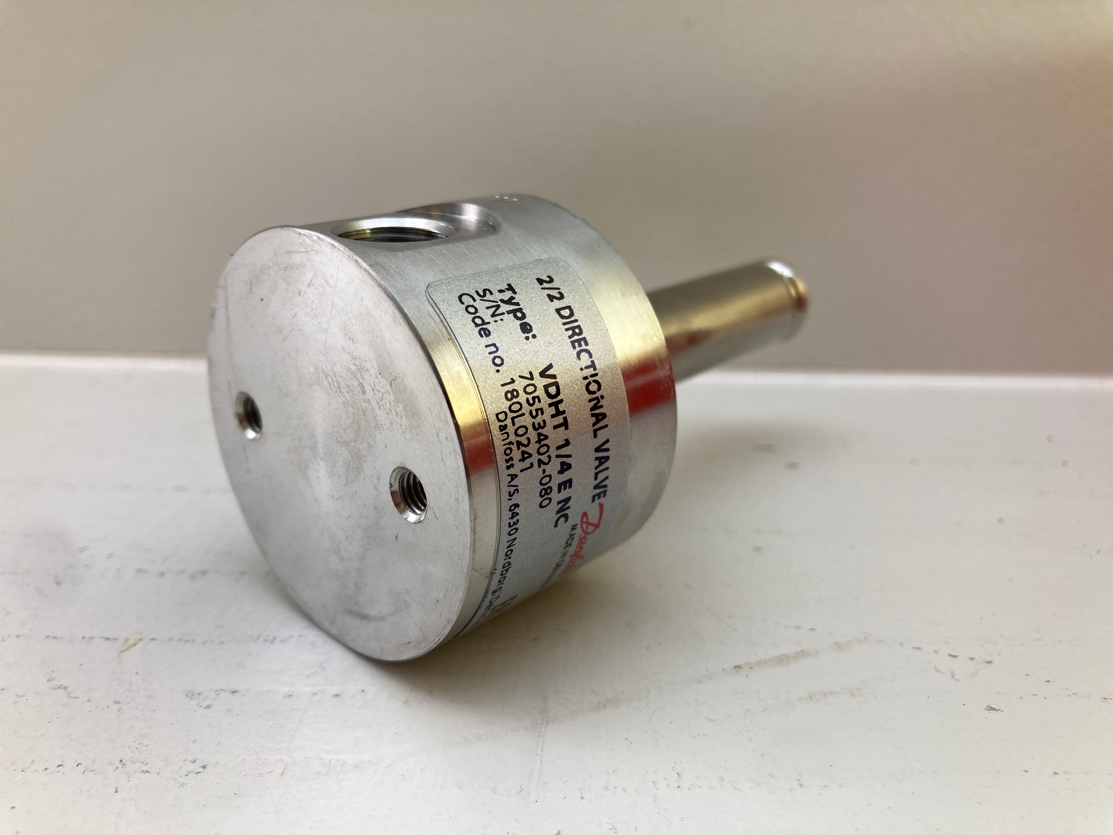 Danfoss 2/2 valve. VDHT 1/4 E NC 180L0241