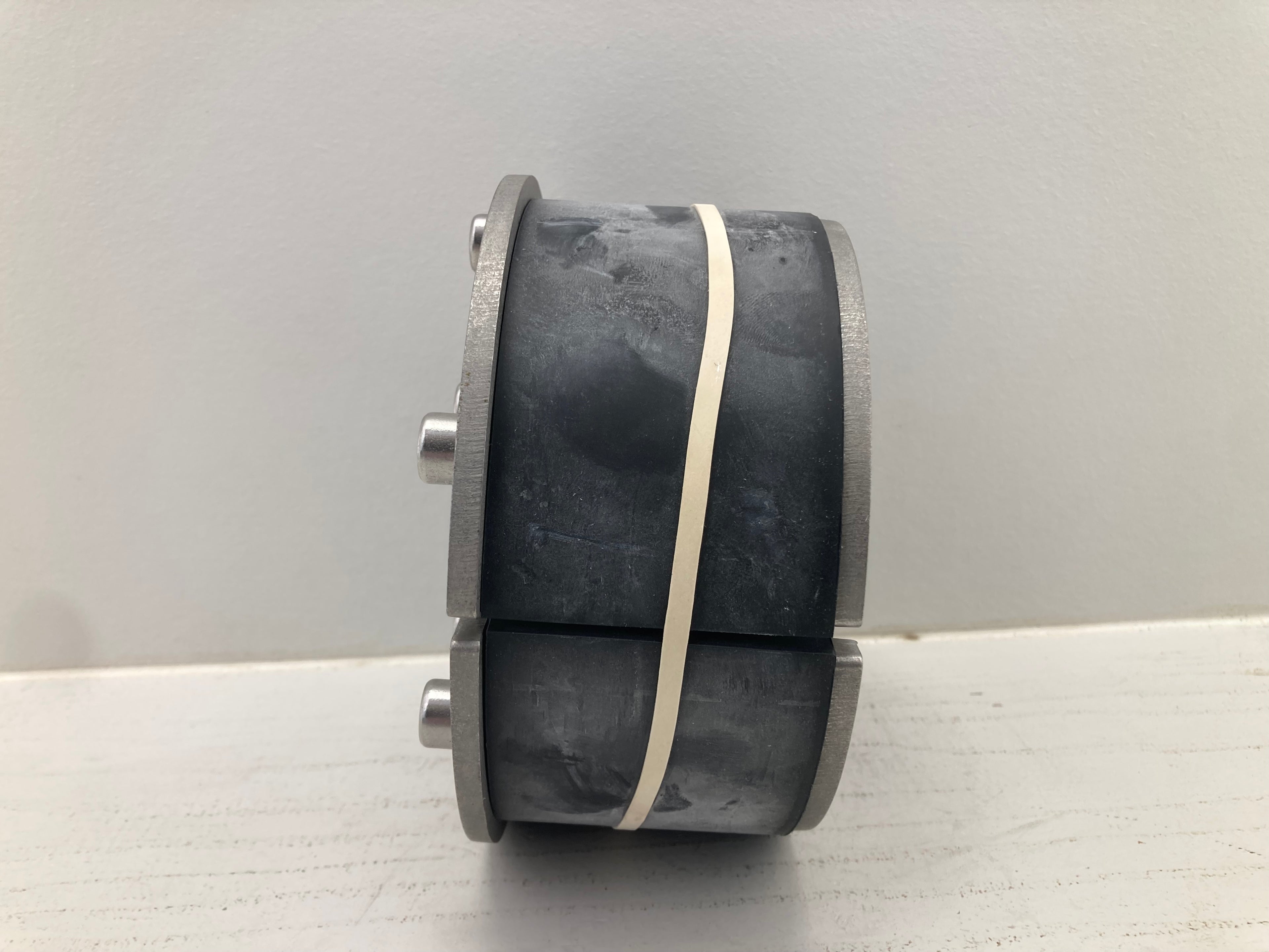 Roxtec H3 135 UG cable transit seal 126281 stainless steel with 3 blue EPDM seals 135mm diameter made in Sweden
