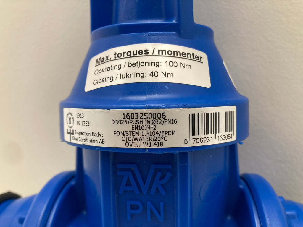 AVK Gate Valve DN025/PUSH IN Ø32/PN16 1603250006 - Professional water valve with push-fit connection
