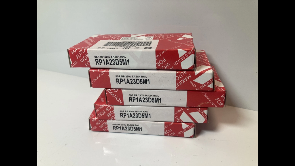 Carlo Gavazzi RP1A23D5M1 solid state relay 230V 5A DIN rail
