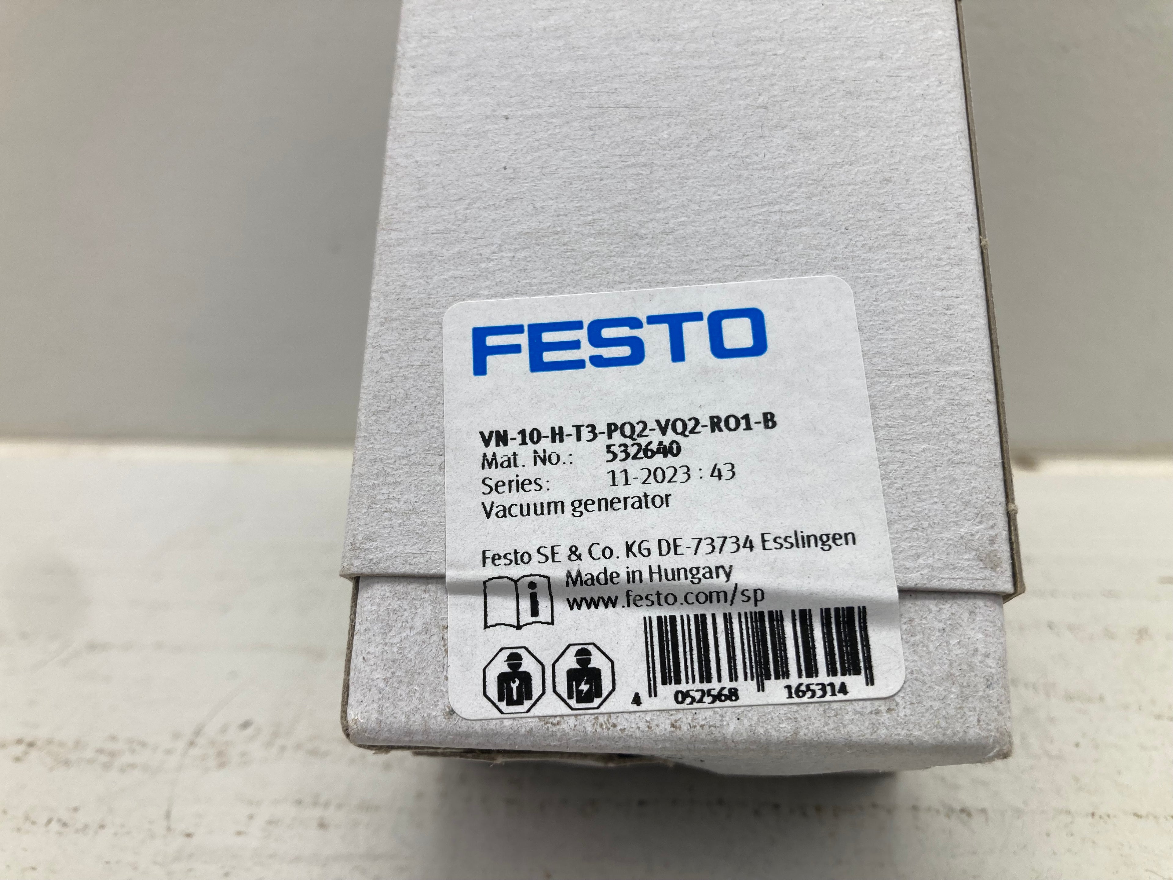 Festo VN-10-H-T3-PQ2-VQ2-RO1-B vacuum generator 532640 with push-in connections for industrial automation made in Hungary
