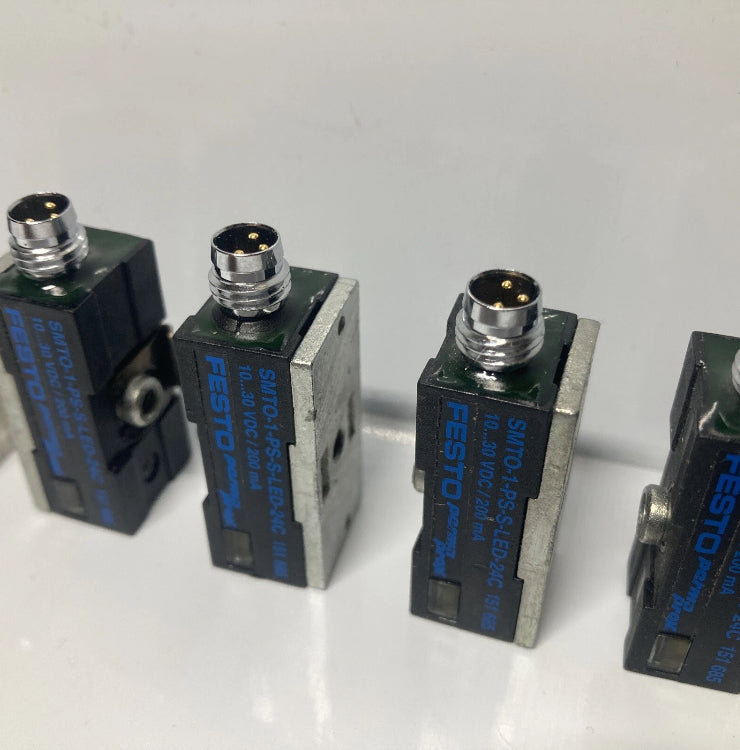 5 Piece. FESTO SMTO-1-PS-S-LED-24-C 151685