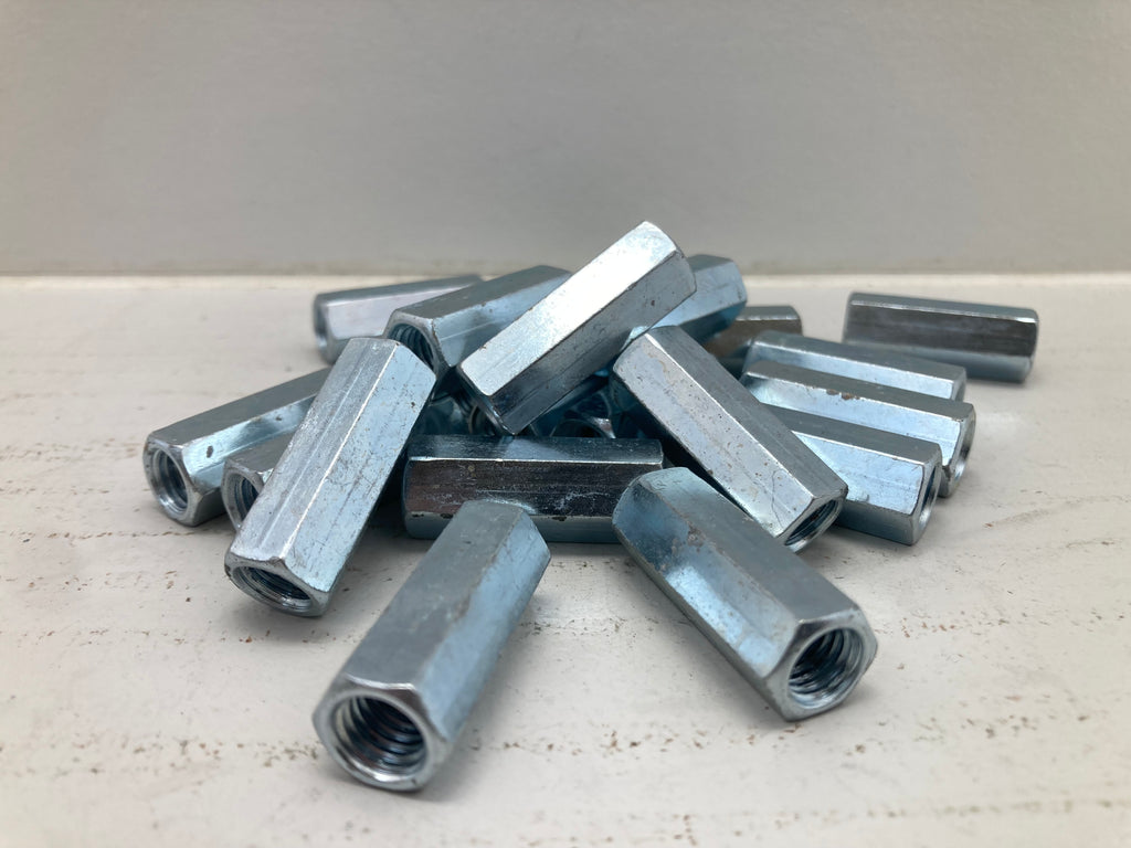 Walraven BIS Stud Connector M8x30 Hex Zn - 100 pcs. (New)