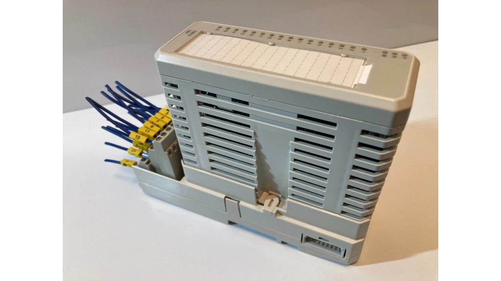 ABB DI810 digital input modul 24V 16 kanaler DIN Rail
