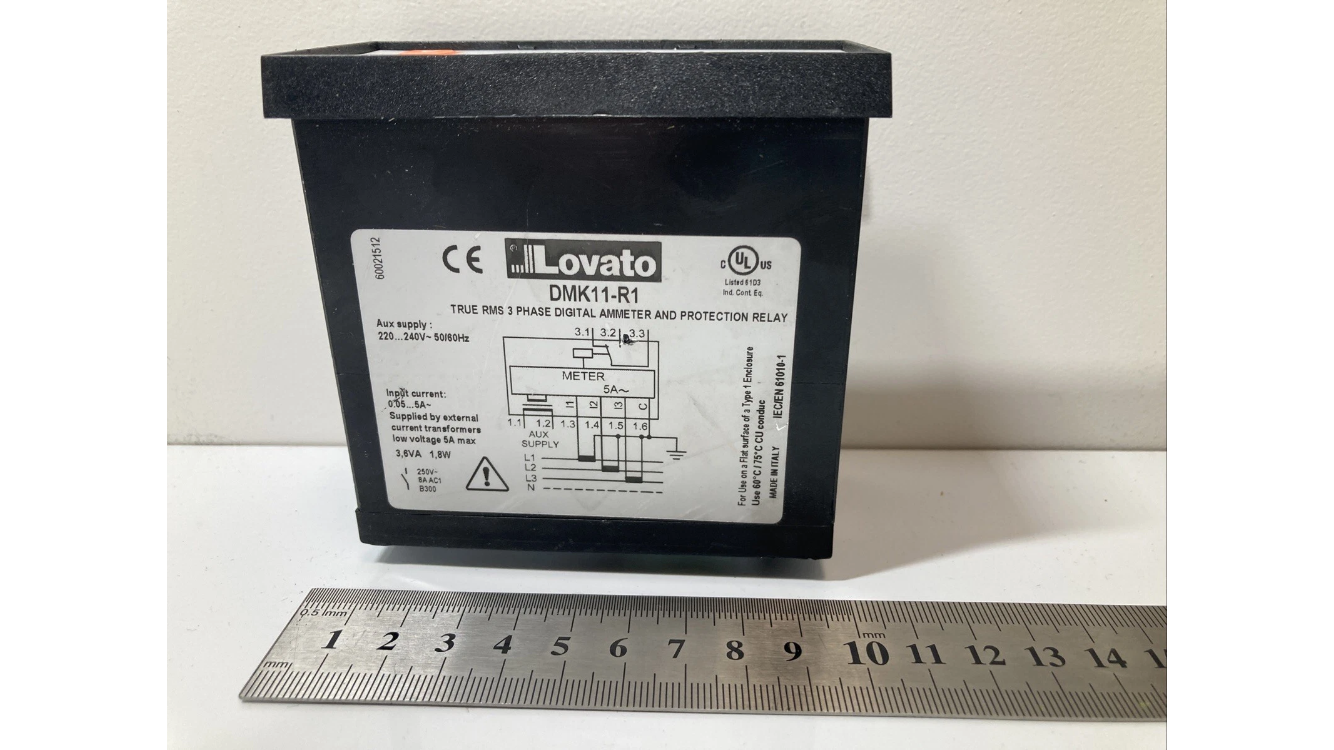 Lovato DMK11-R1 digital amperemeter True RMS 3-fase med beskyttelsesrelæ

