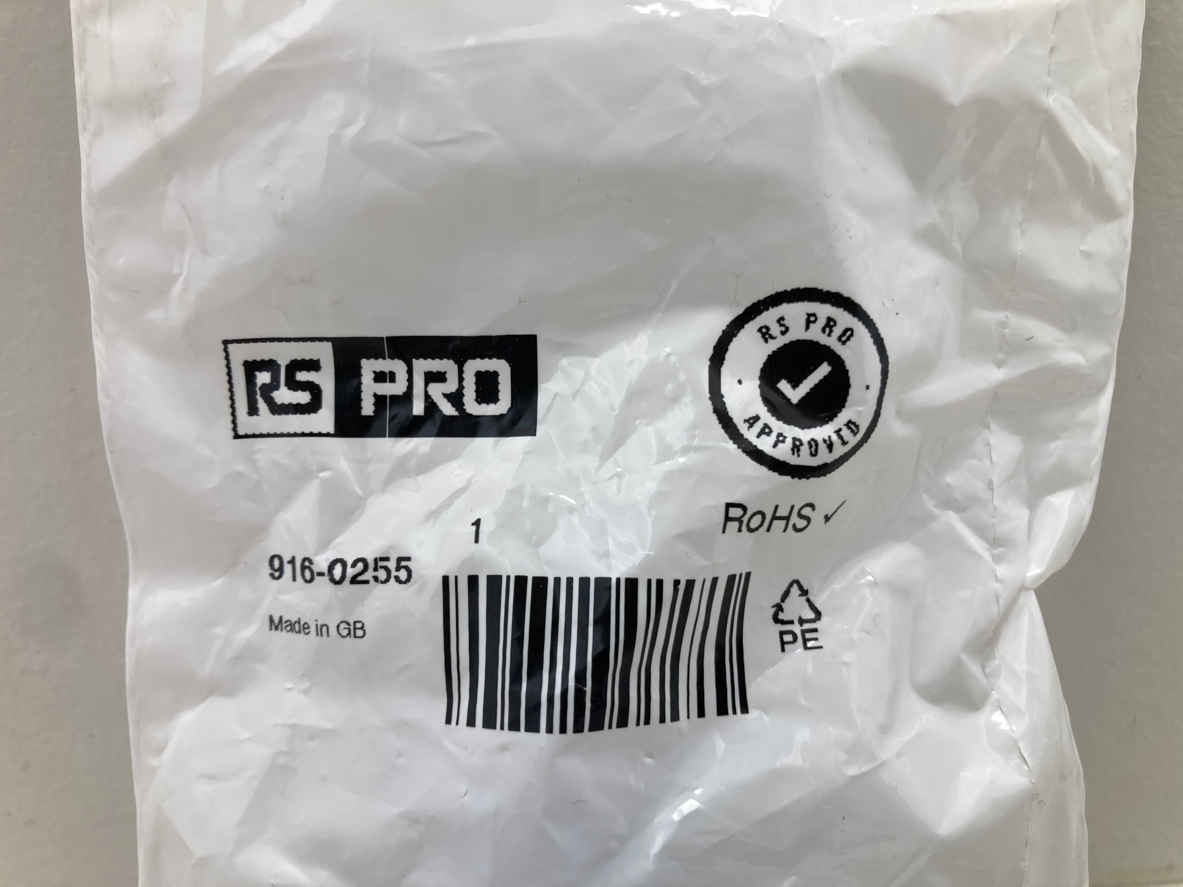 RS PRO 916-0255 RJ45 panel mount connector Cat5e shielded D-type chassis mount
