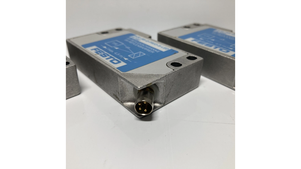 Festo SOE-RS-Q-PS/O-S-LED 35 540 Optical Sensor LED - 3 pcs. (Used)