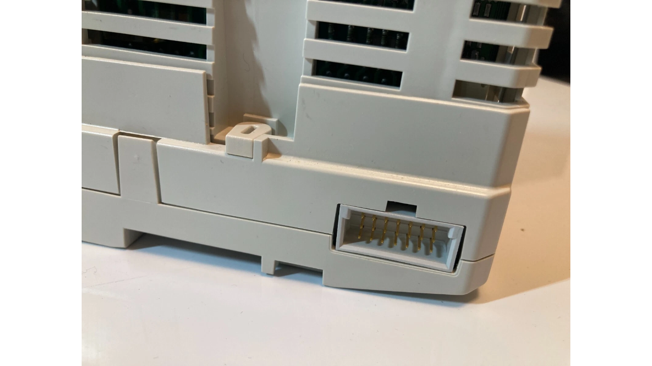 ABB DI810 digital input modul 24V 16 kanaler DIN Rail
