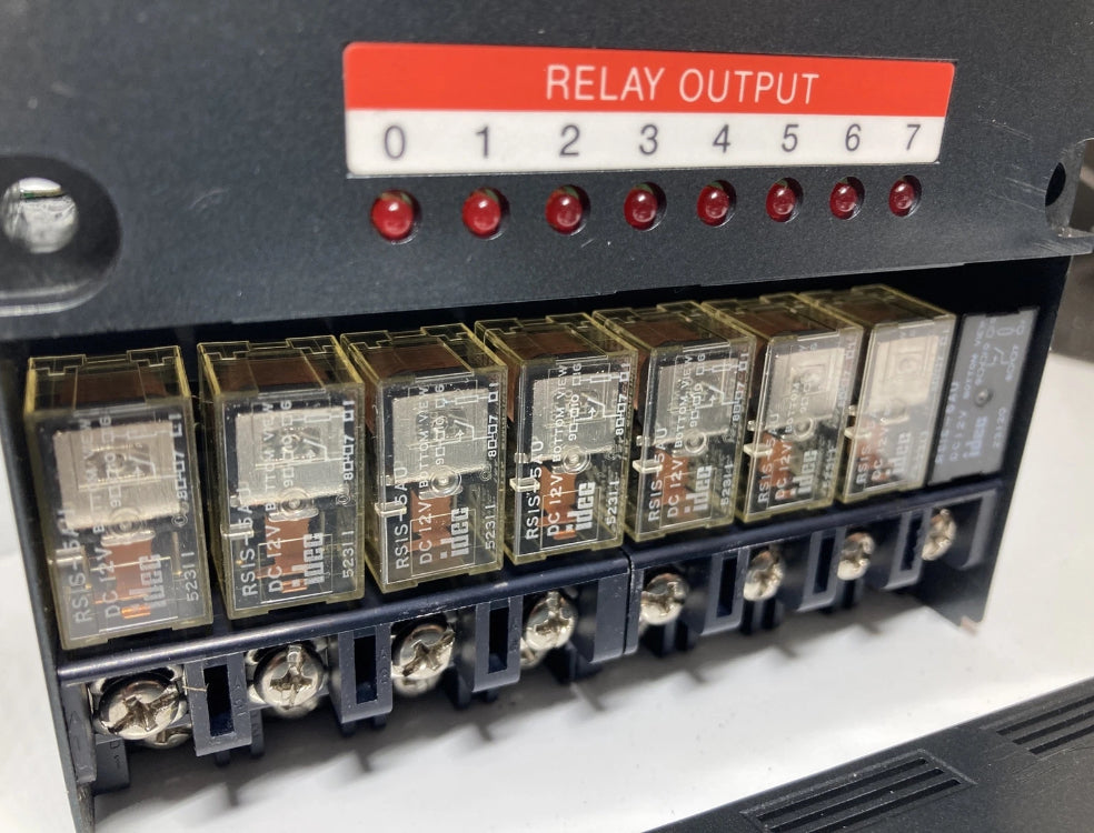 2 PC. Idec PFJ-T081U 8-Relay OUTPUT UNIT FA-1J