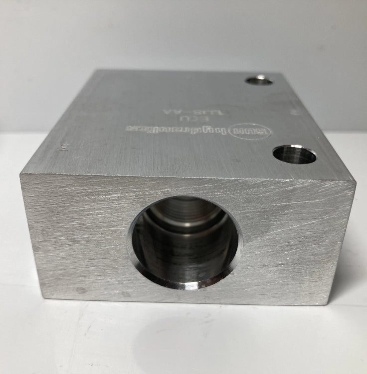 Sun Hydraulics valve manifold TRQ 30-35 Lbf·ft 41-47 Nm hydraulisk ventilblok
