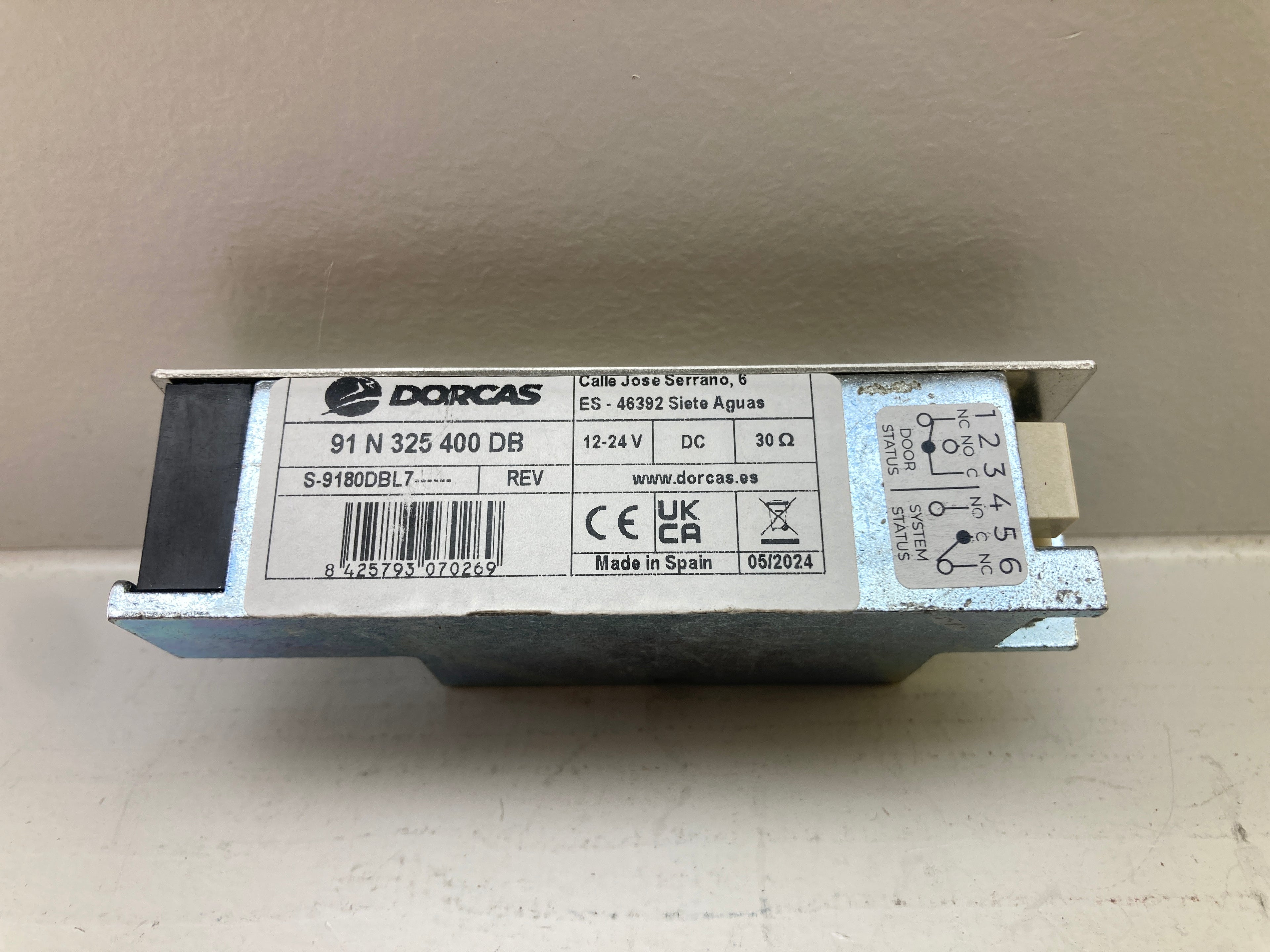 DORCAS 91 N 325 400 DB El Låseblik.