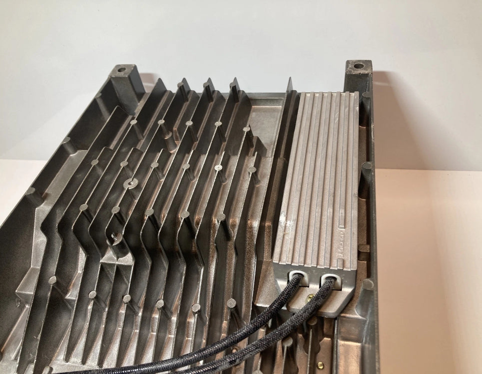 Mitsubishi Freqrol-K Inverter FR-K-S750B frequency inverter 0.75kW for motor speed control
